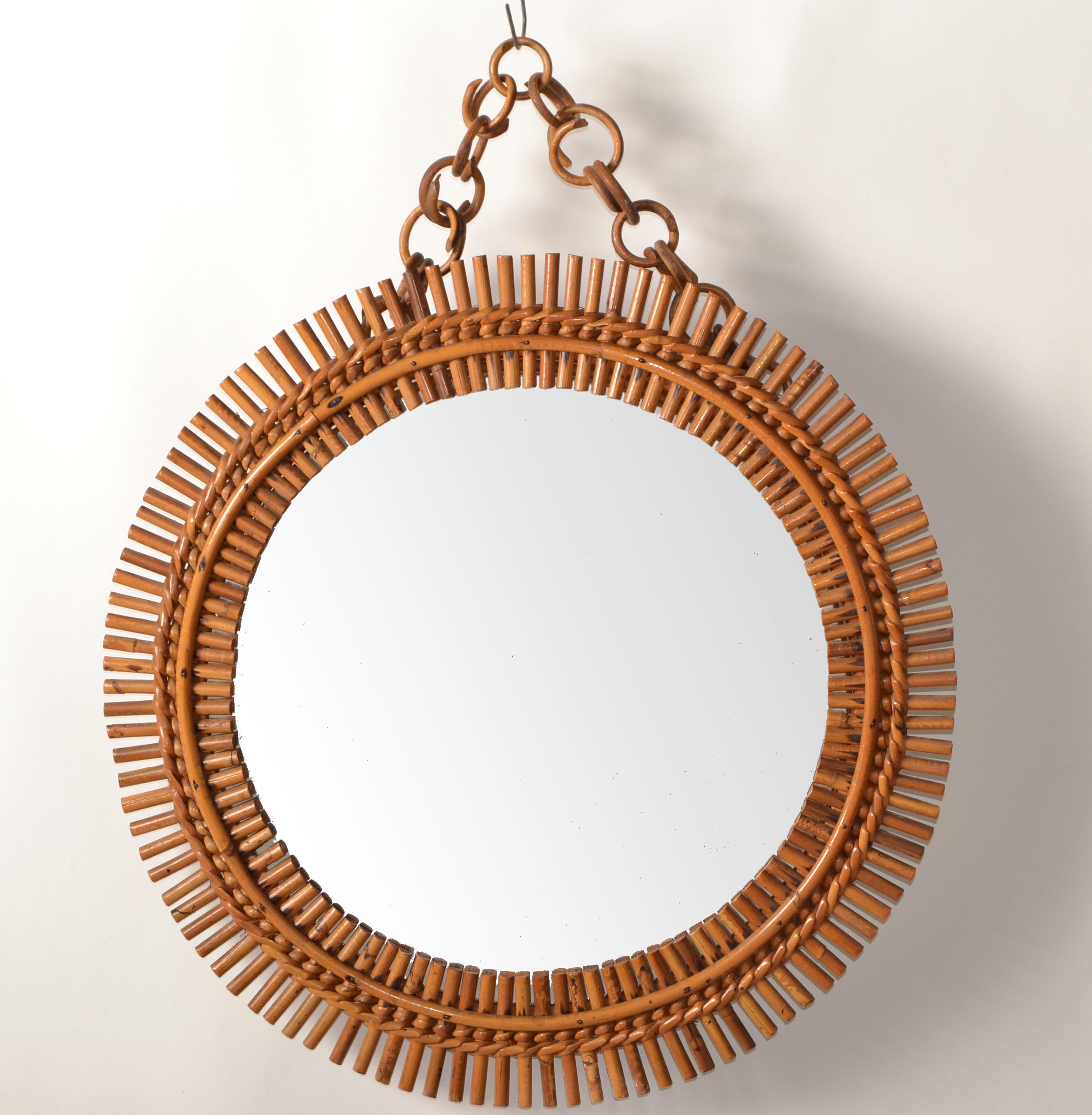 Fait main Miroir mural rond en bambou brûlé de style Franco Albini, Italie, mi-siècle moderne en vente
