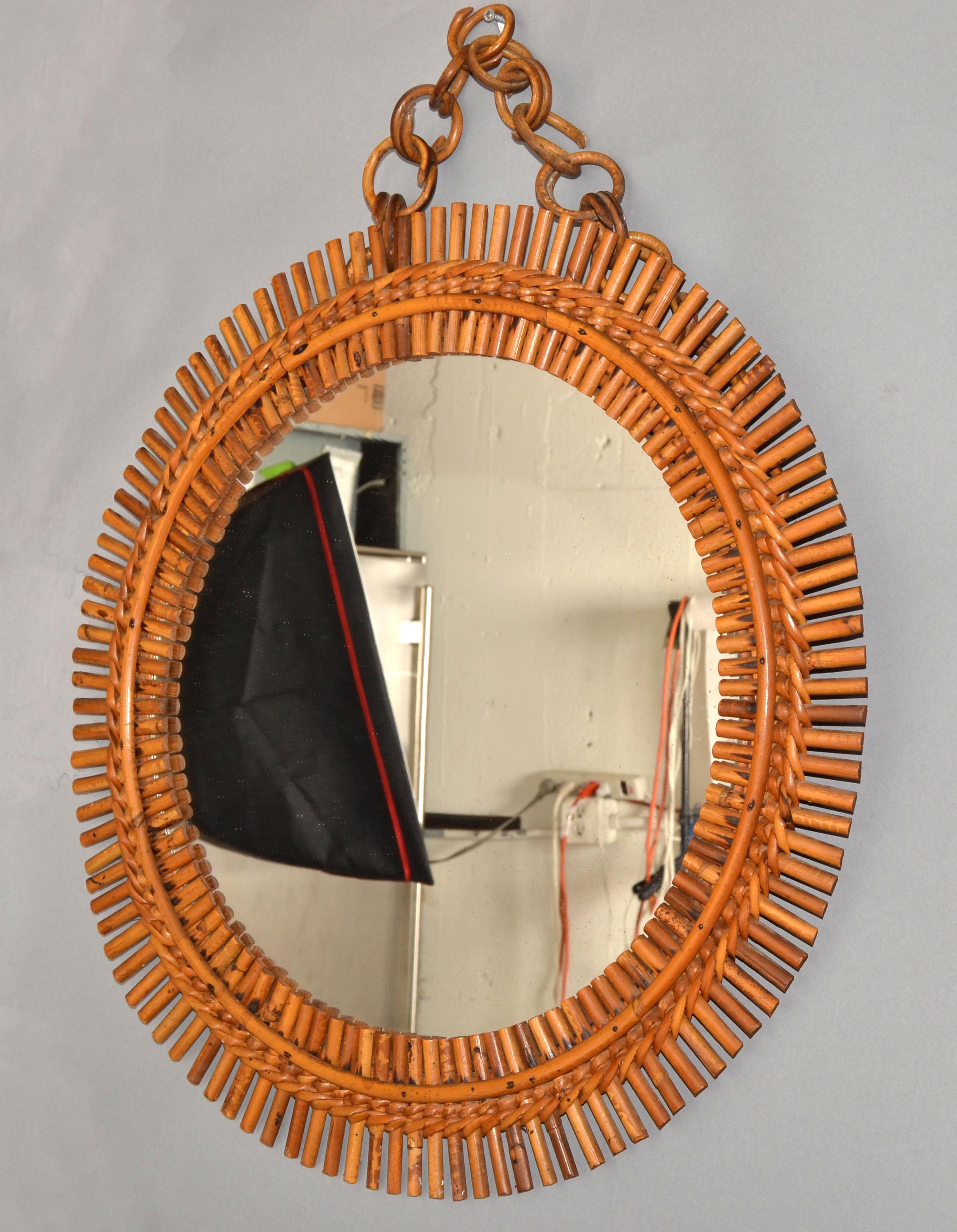 Miroir mural rond en bambou brûlé de style Franco Albini, Italie, mi-siècle moderne Bon état - En vente à Miami, FL