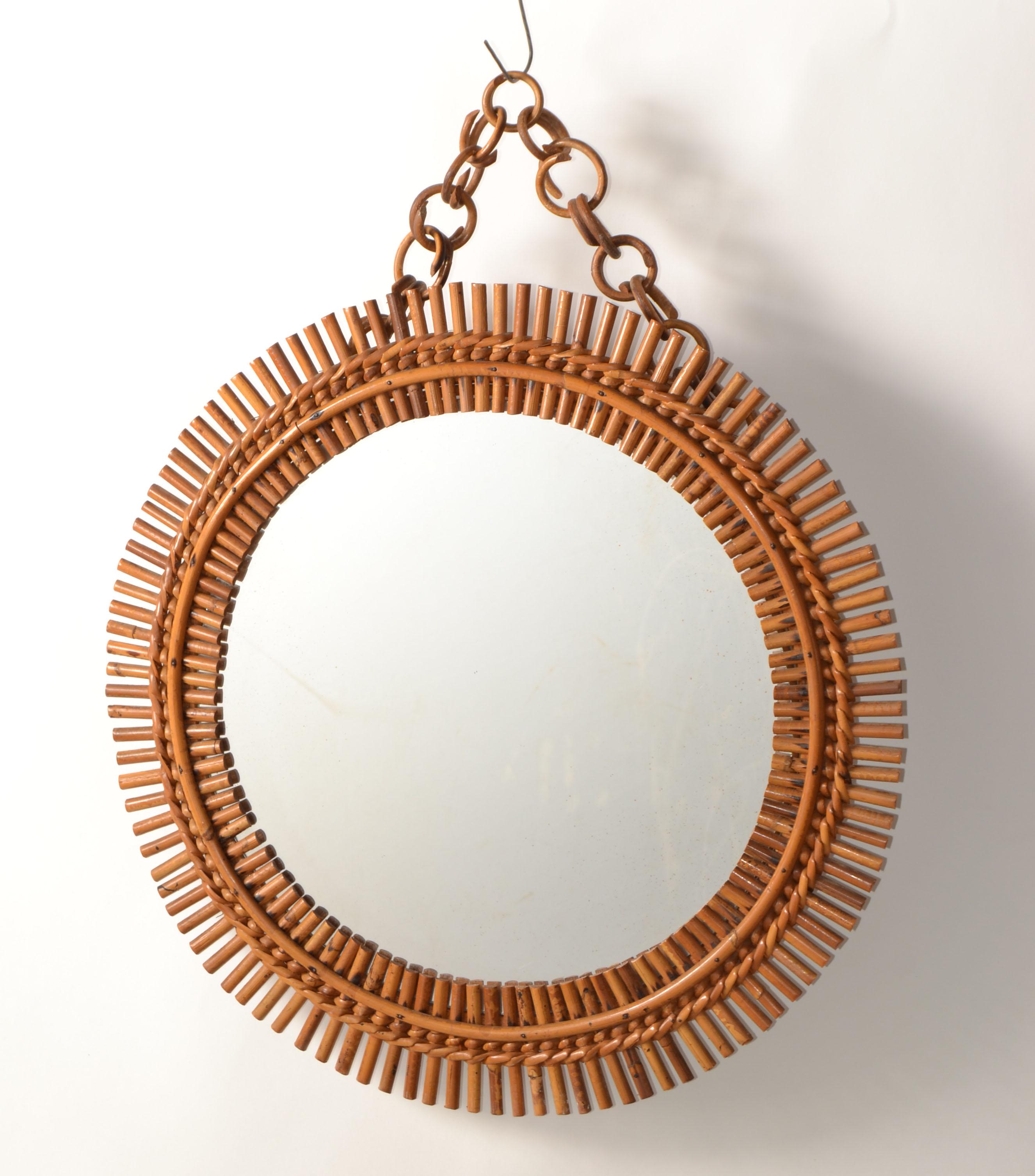 20ième siècle Miroir mural rond en bambou brûlé de style Franco Albini, Italie, mi-siècle moderne en vente