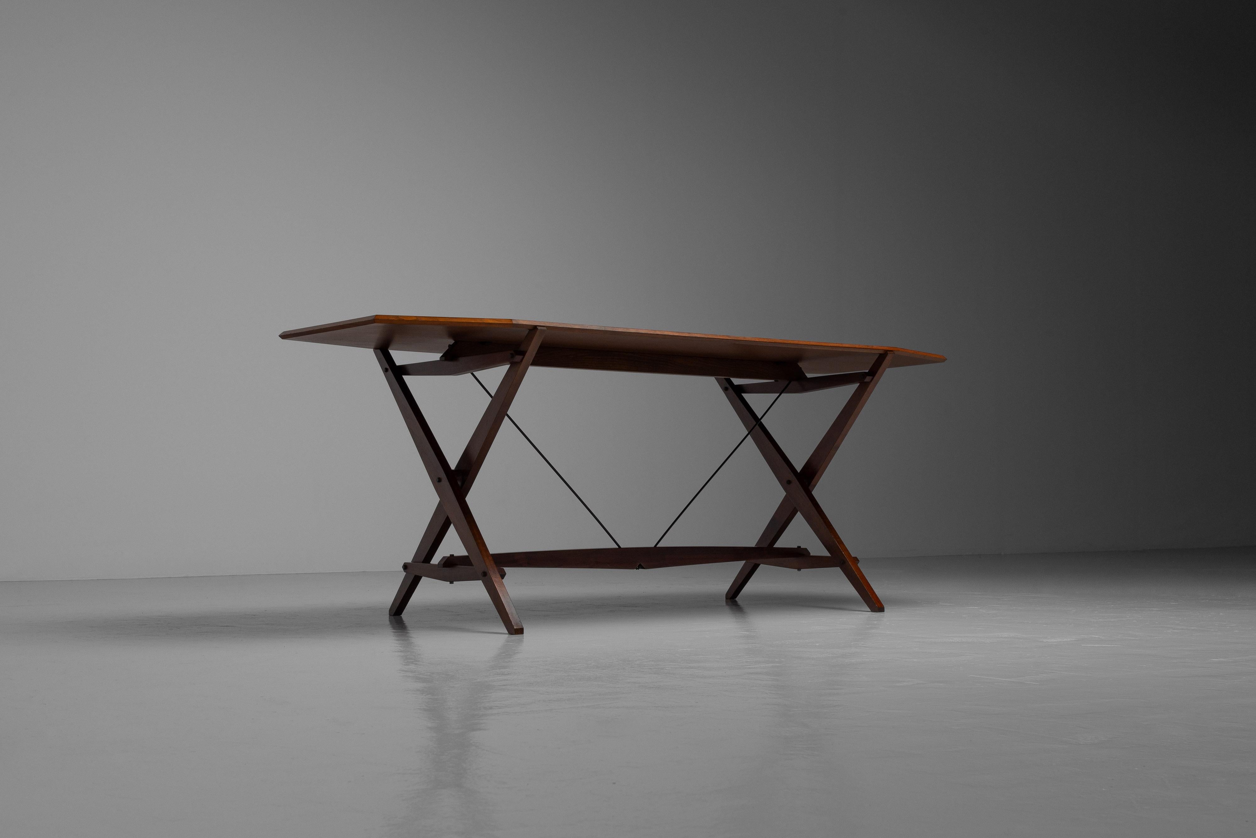 Franco Albini TL2 Cavalletto table Poggi Italy 1950 In Good Condition For Sale In Roosendaal, Noord Brabant