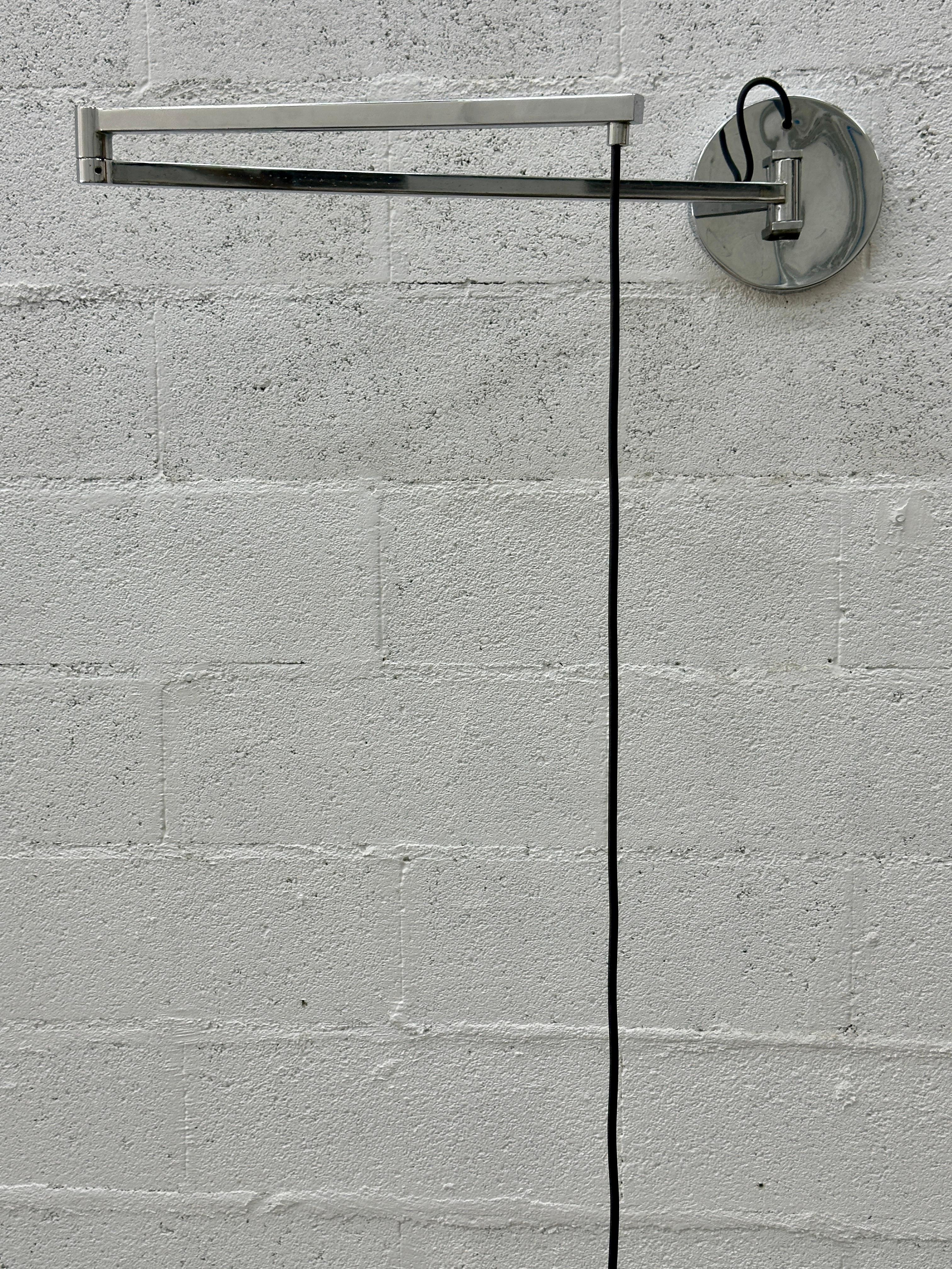 Franco Albini wall lamp for Sirrah. Made in Italy 1960 For Sale 10