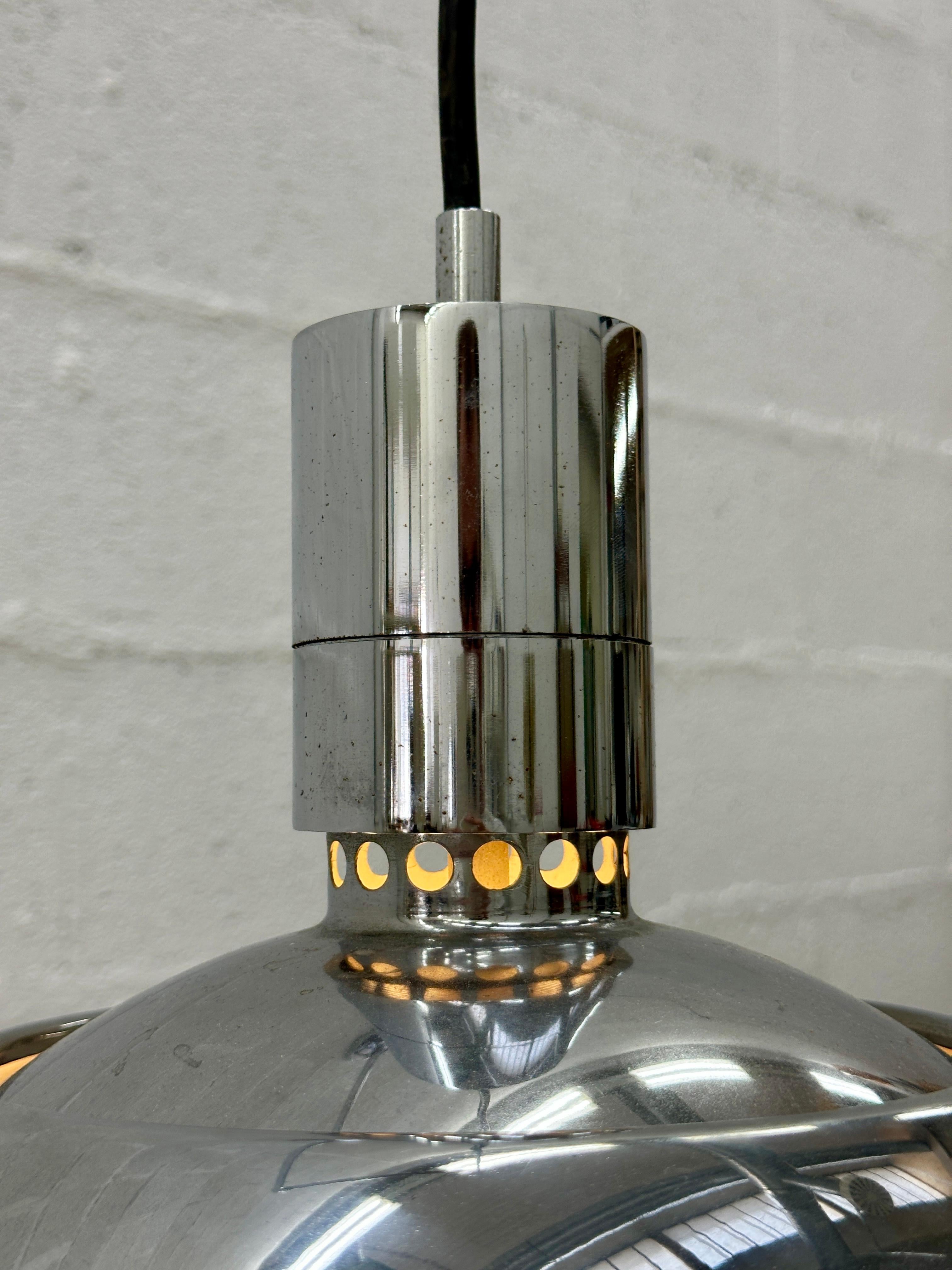 Italian Franco Albini wall lamp for Sirrah. Made in Italy 1960 For Sale
