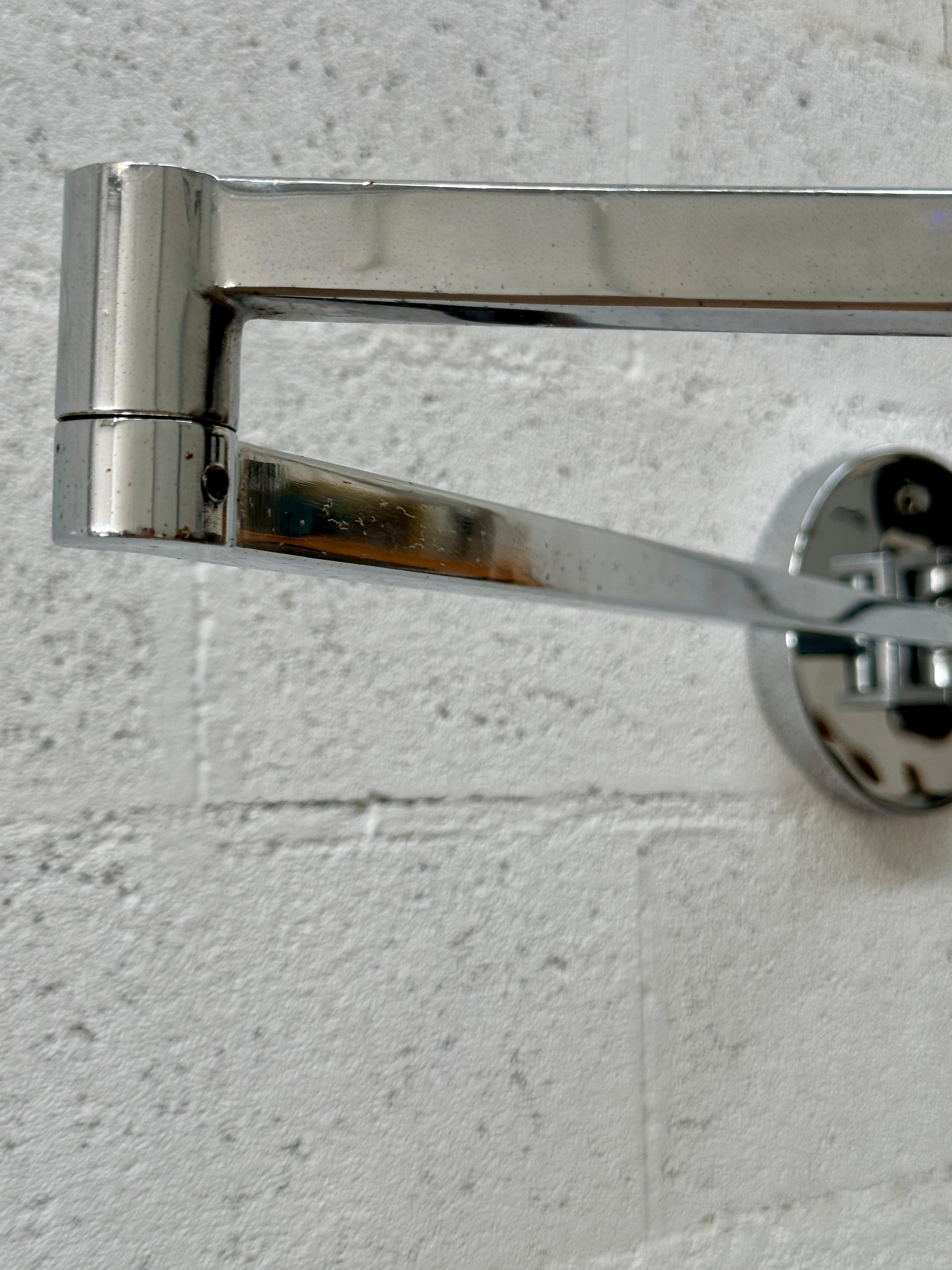 Mid-20th Century Franco Albini wall lamp for Sirrah. Made in Italy 1960 For Sale