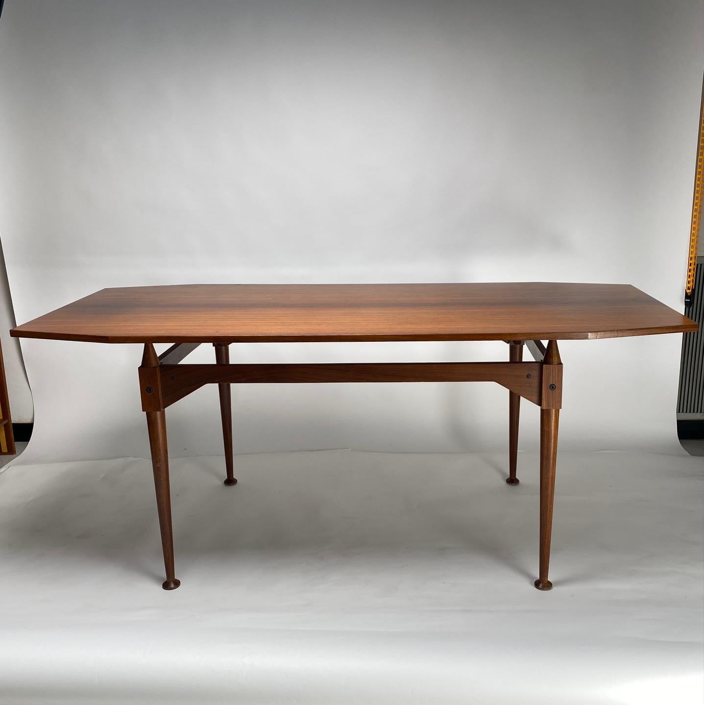Italian Franco Albini Wodden Dining Table TL3 for Poggi, Italy 1950 ca. (First Edition)