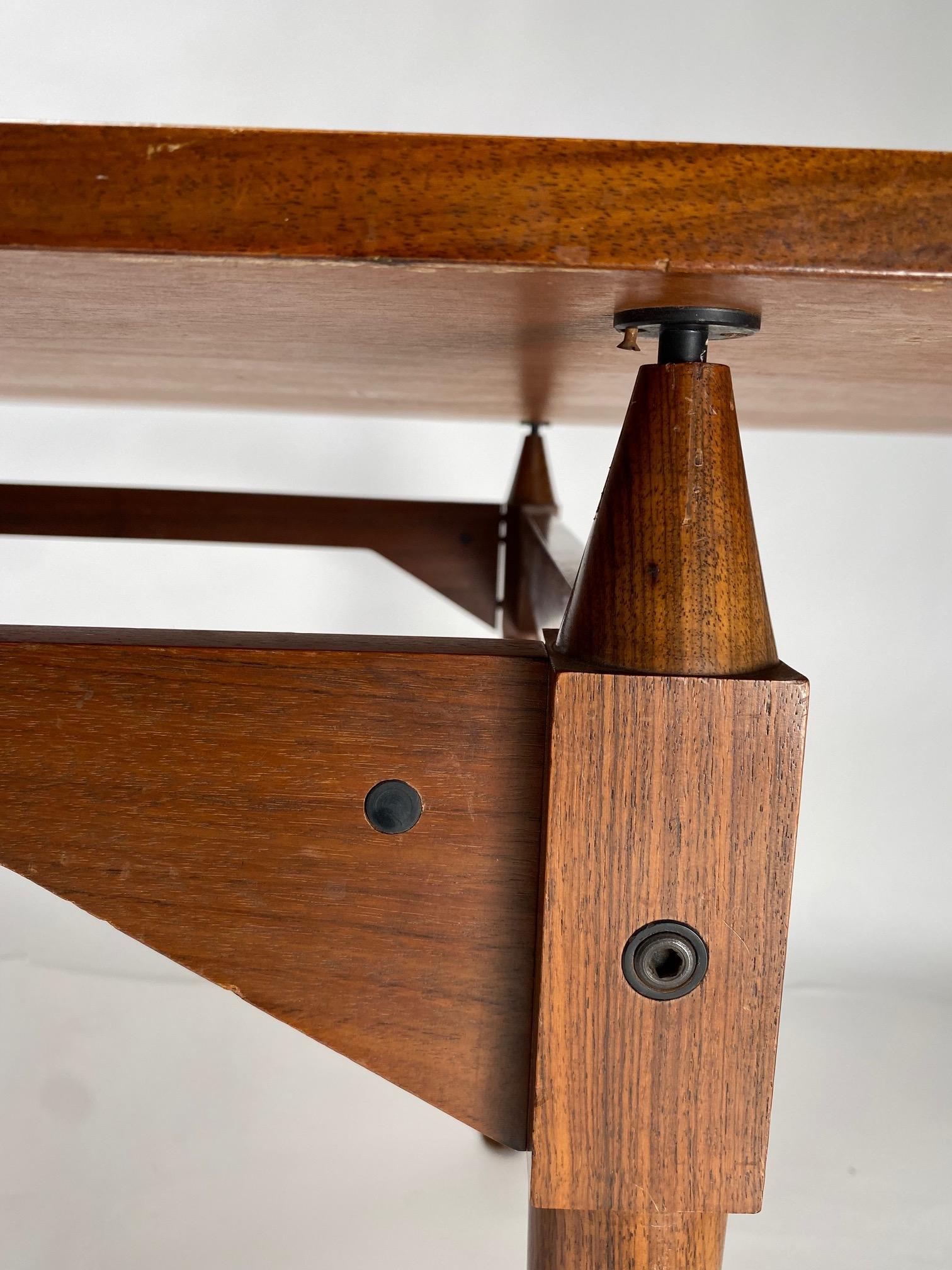 Franco Albini Wodden Dining Table TL3 for Poggi, Italy 1950 ca. (First Edition) In Good Condition In Argelato, BO