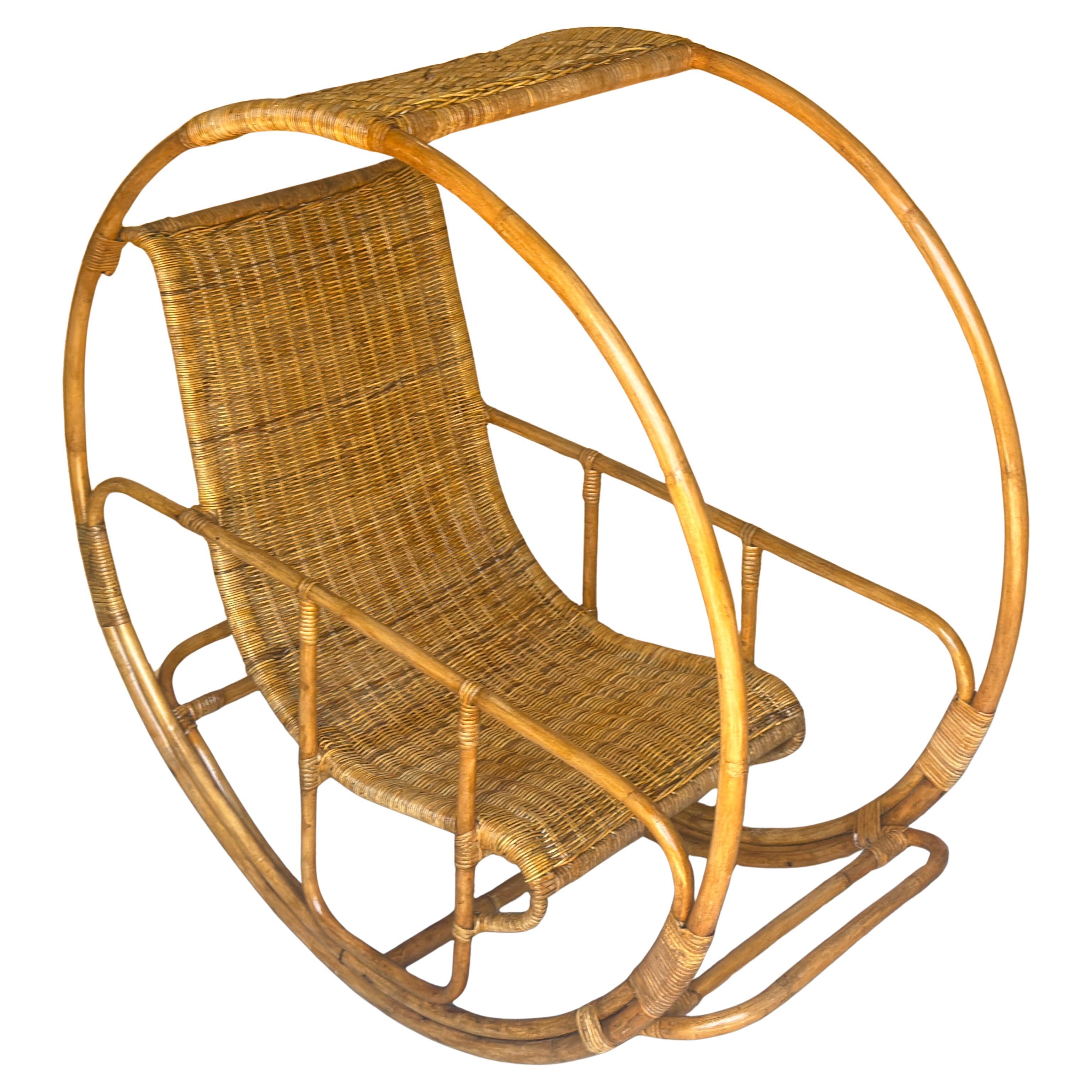 Franco Bettonica Dondolo Italienischer Schaukel-Loungesessel aus Rattan aus der Mitte des Jahrhunderts, 1964