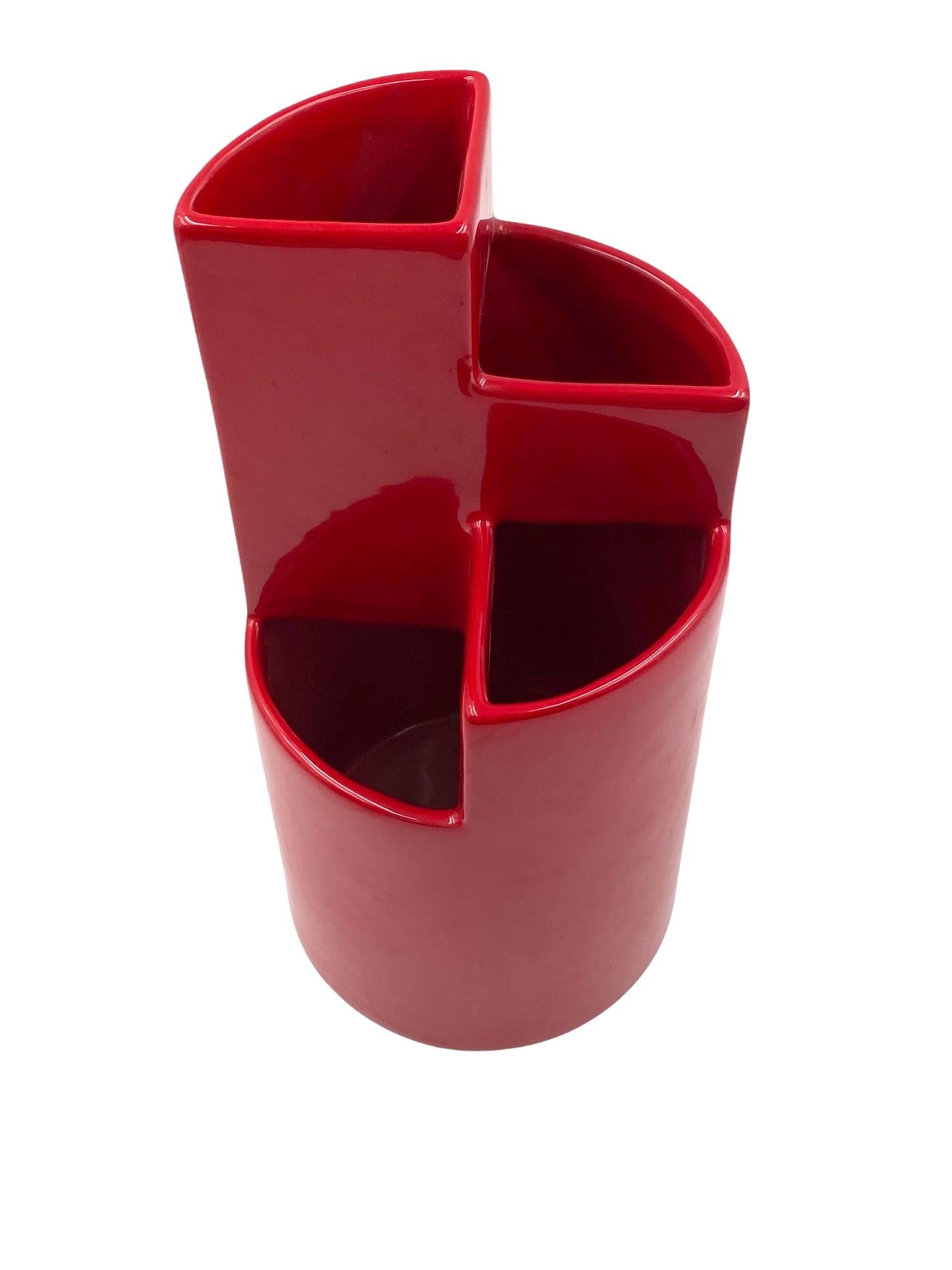 Franco Bettonica, vase en céramique rouge mod. fb1, Gabbianelli Italie vers 1970 en vente 4