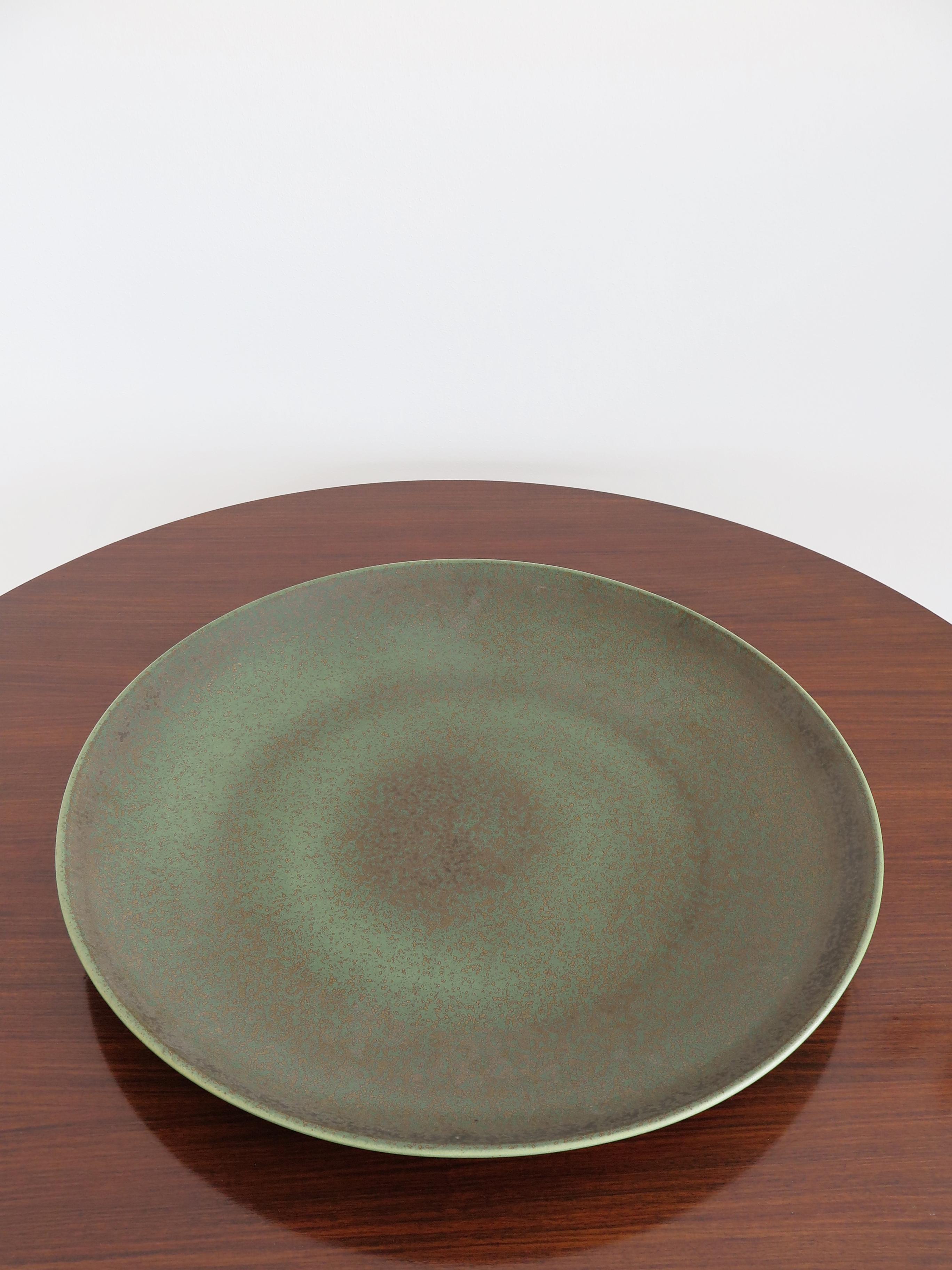 Post-Modern Franco Bucci Italian Round Large Ceramic Bowl Centerpiece Plate, 1970s