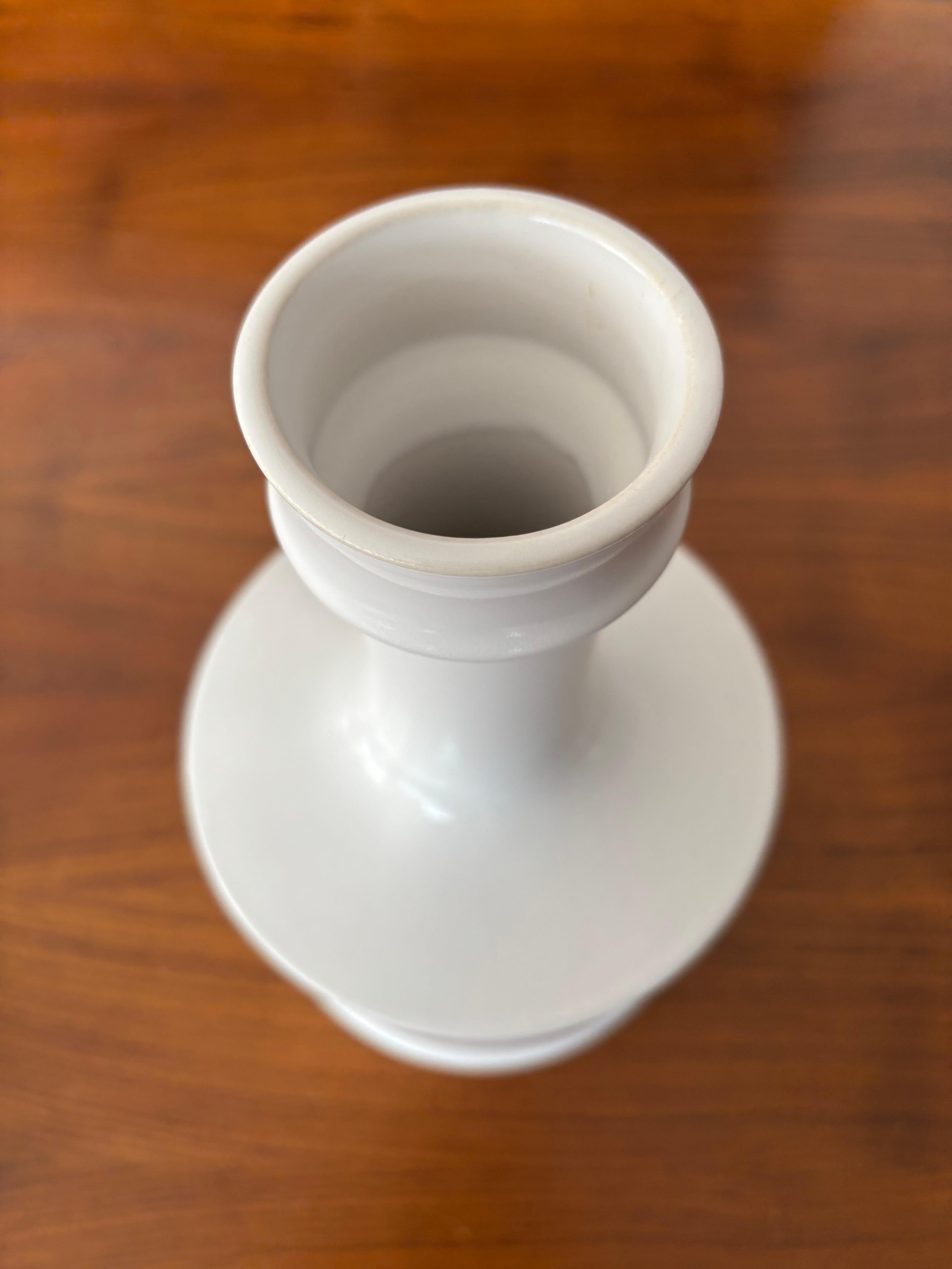 Franco Bucci Italian White Ceramic Bottle Vase, 1970s For Sale 3