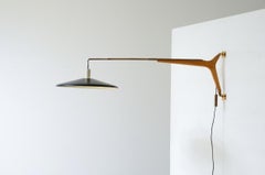 Franco Buzzi : applique murale rare avec bras extensible en laiton