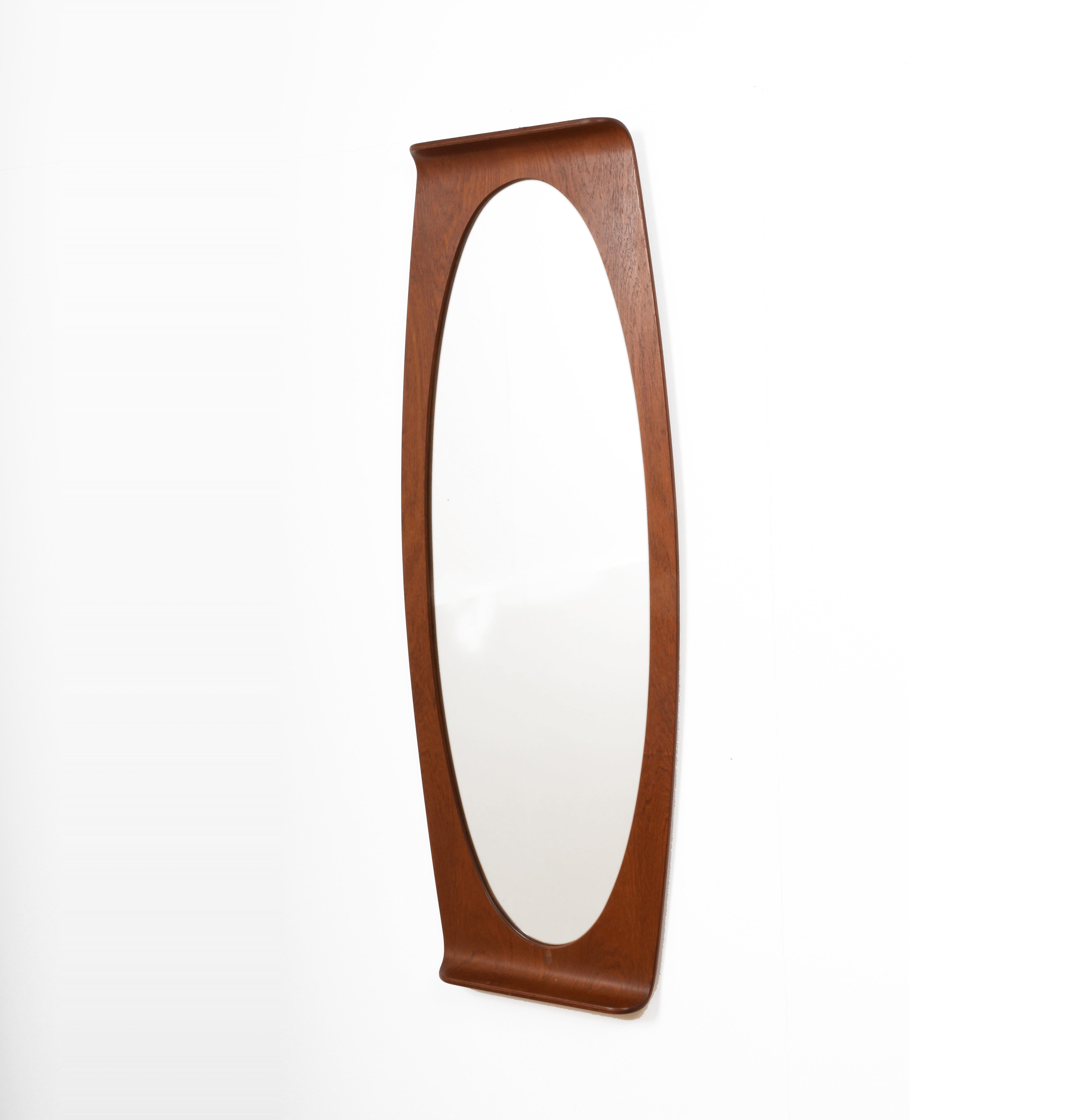 Franco Campo & Carlo Graffi wall mirror in curved wood, Italy, 1960s.