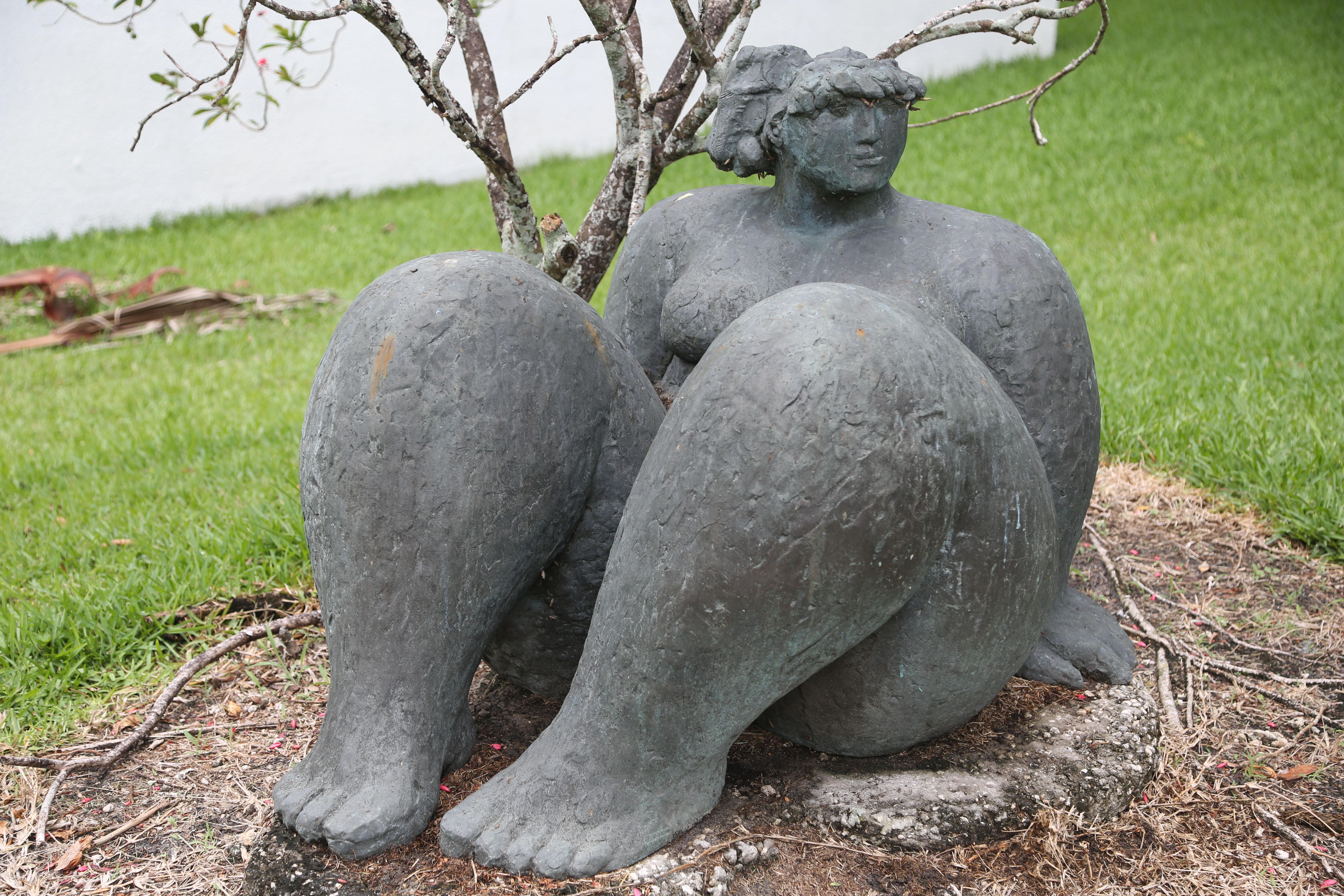 Figura Seduta - Contemporain Sculpture par Franco Franchi