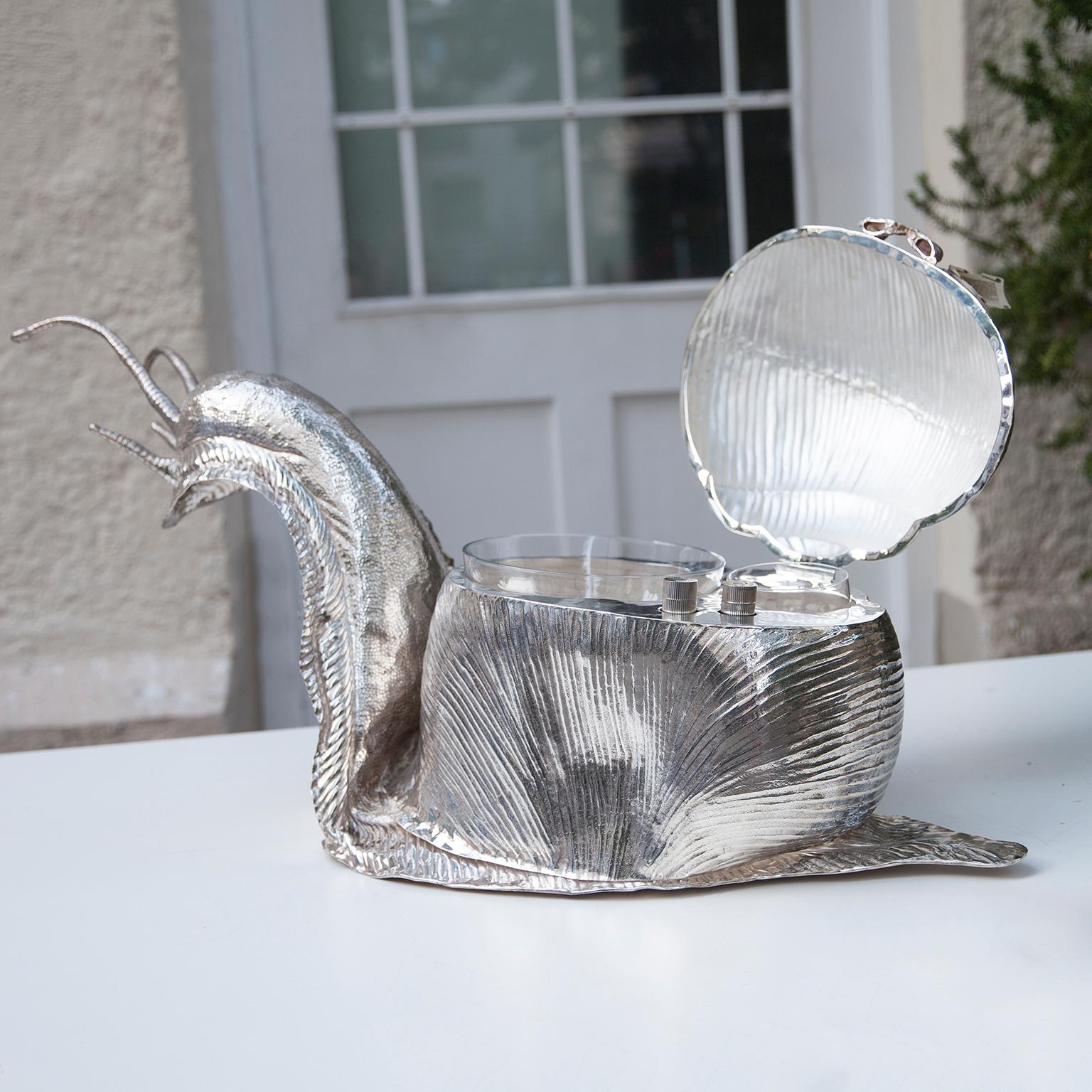 Hollywood Regency Franco Lapini Silver Plated Giant Snail Soup Bowl Centerpiece, Italy, 1980