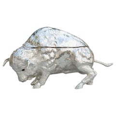Juego de licorera Franco Lapini Toro salvaje bisonte bañado en plata, Italia, 1970