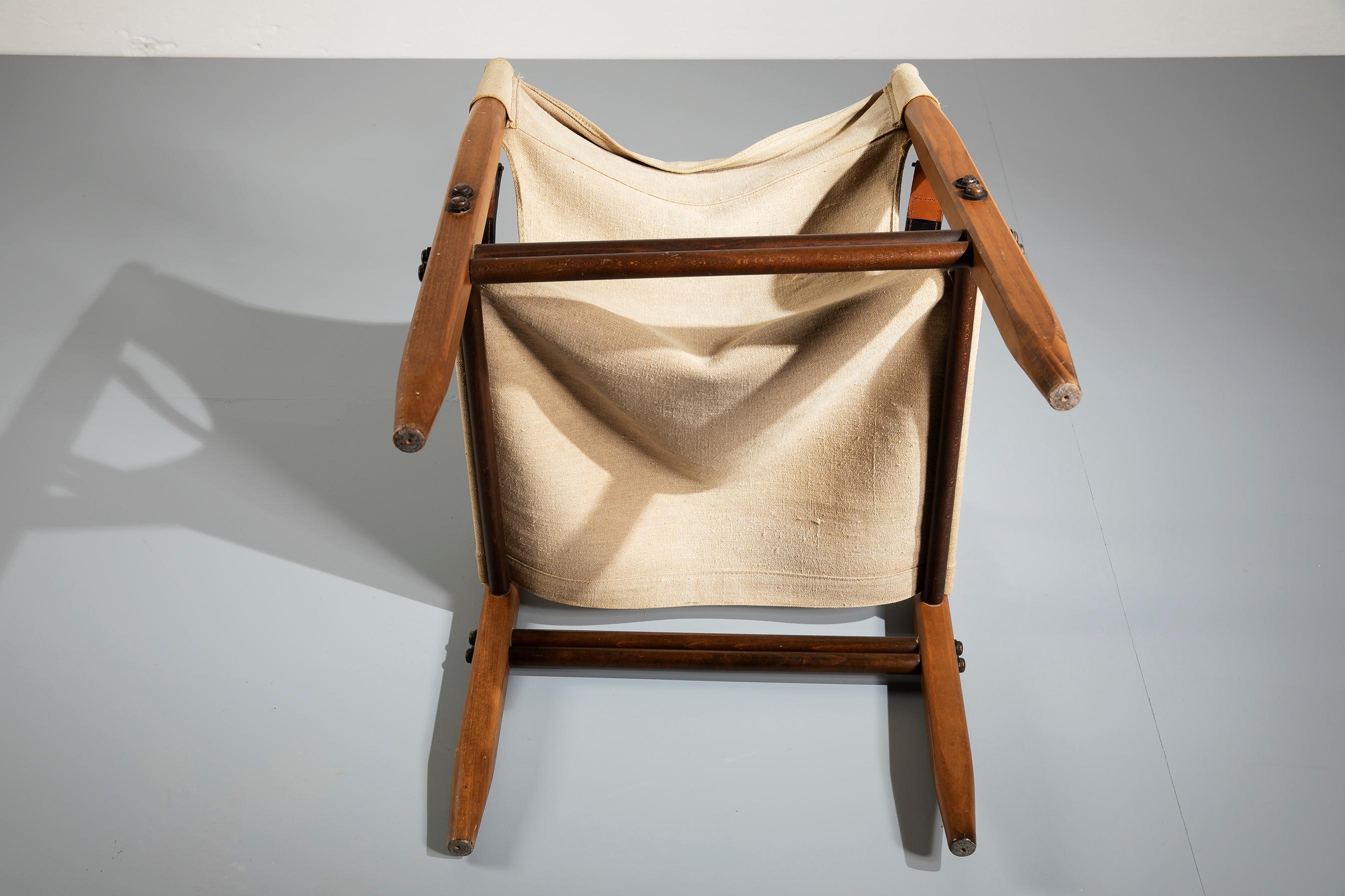 Franco Legler Ash and Canvas 'Oasis' Safari Chair for Zanotta, 1968 In Good Condition For Sale In Firenze, IT