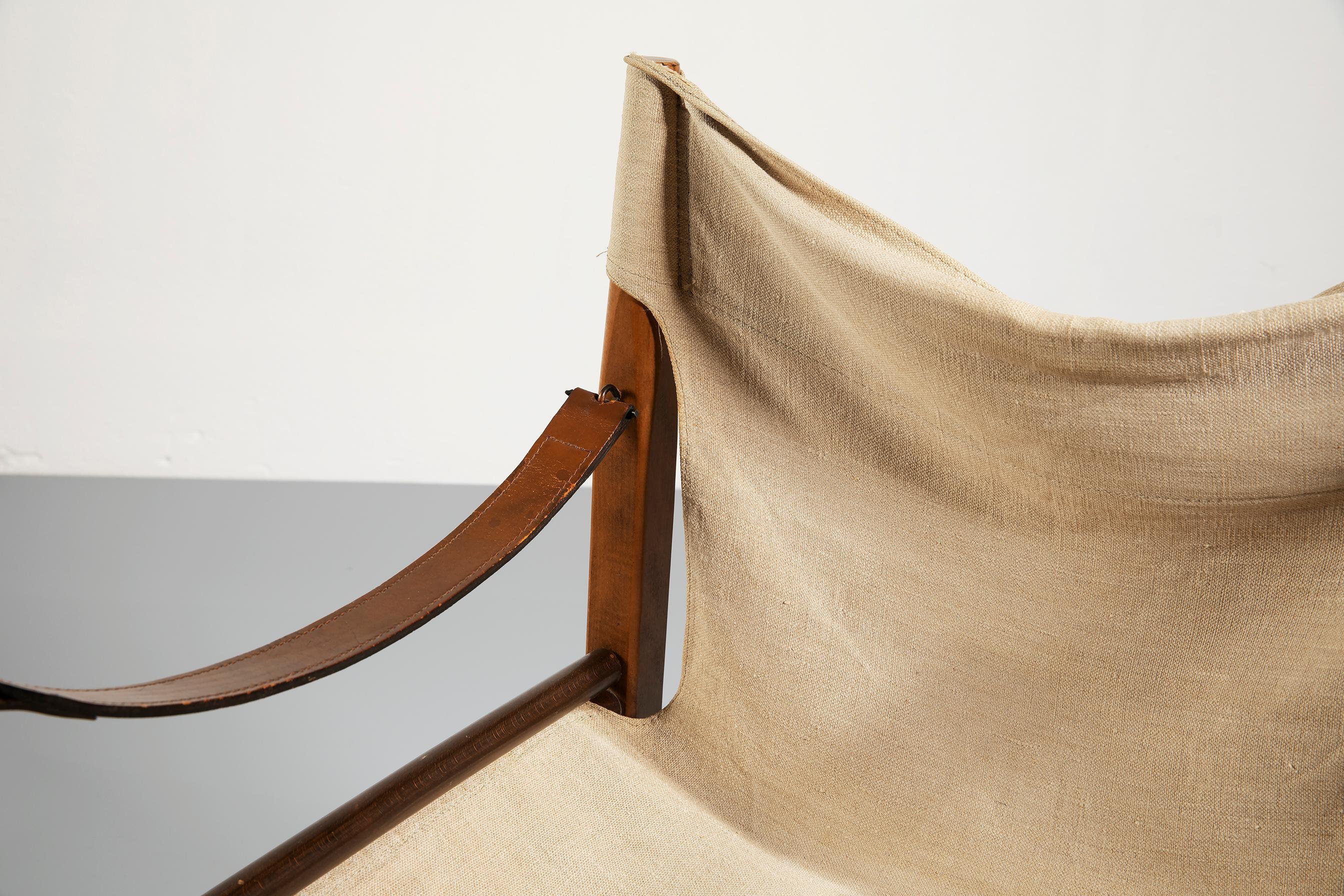 Franco Legler Ash and Canvas 'Oasis' Safari Chair for Zanotta, 1968 For Sale 2