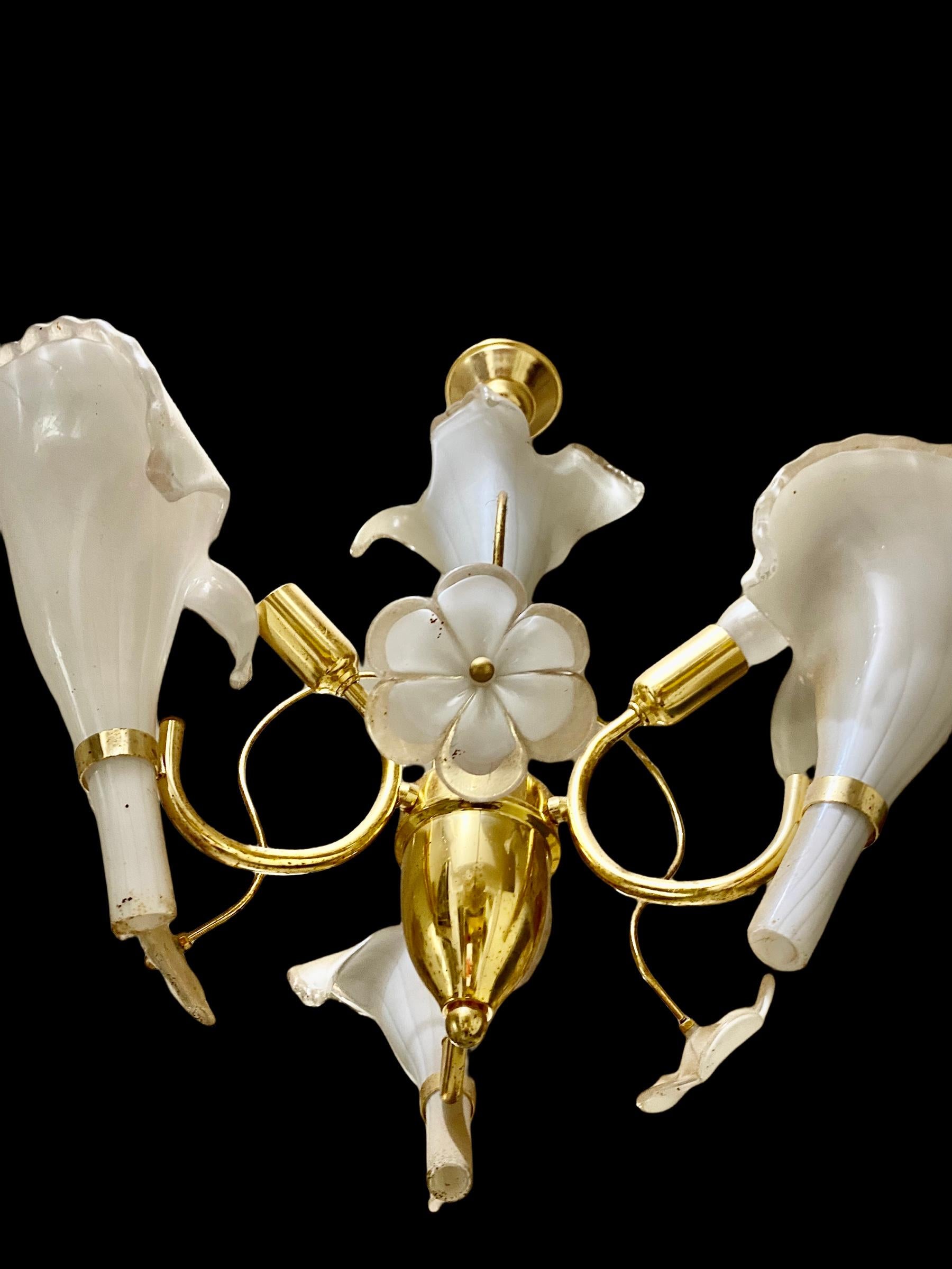 Italian Franco Luce Chandelier Glace Murano with Large Leaves, Italy, 1980