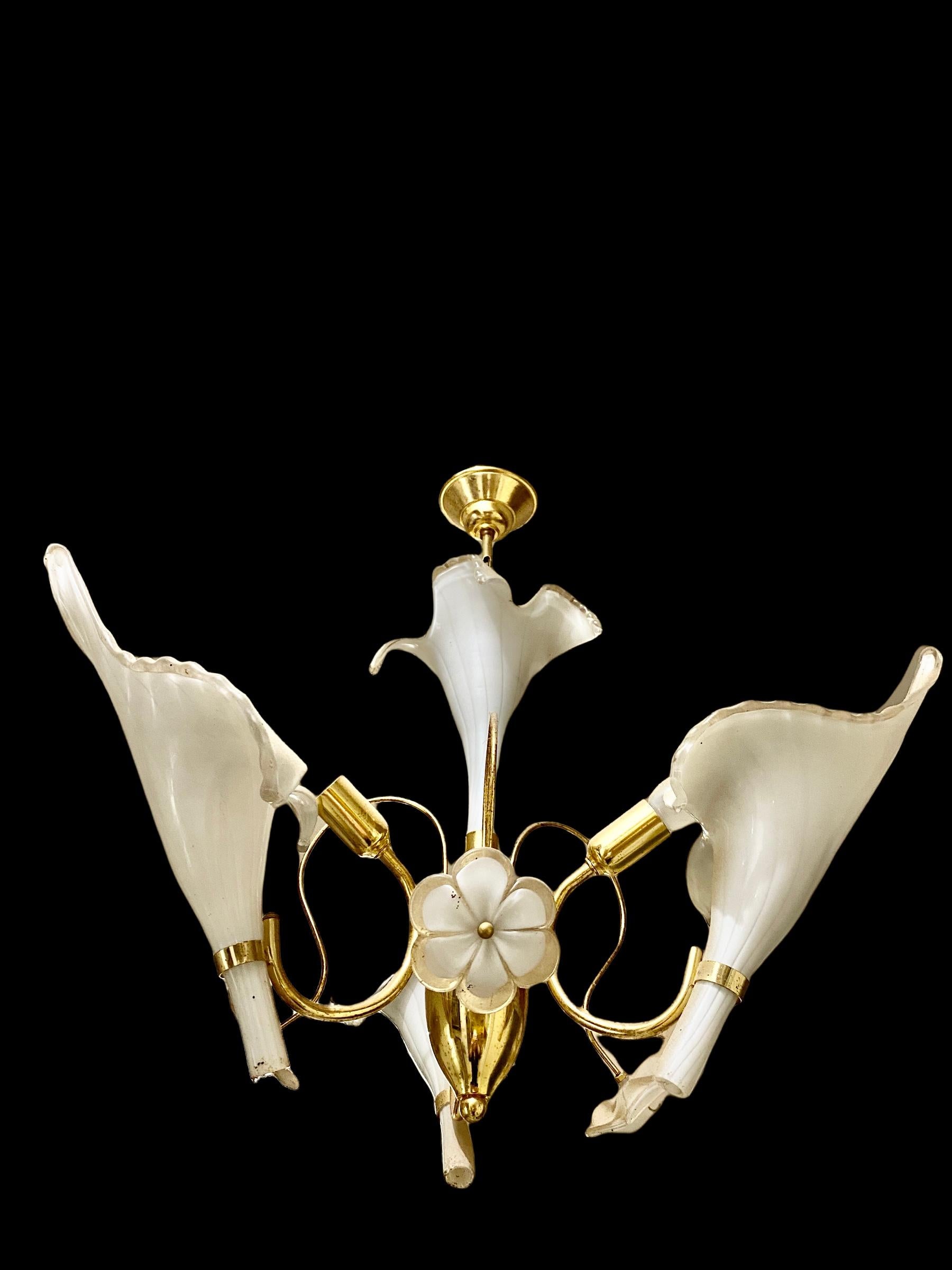 Late 20th Century Franco Luce Chandelier Glace Murano with Large Leaves, Italy, 1980