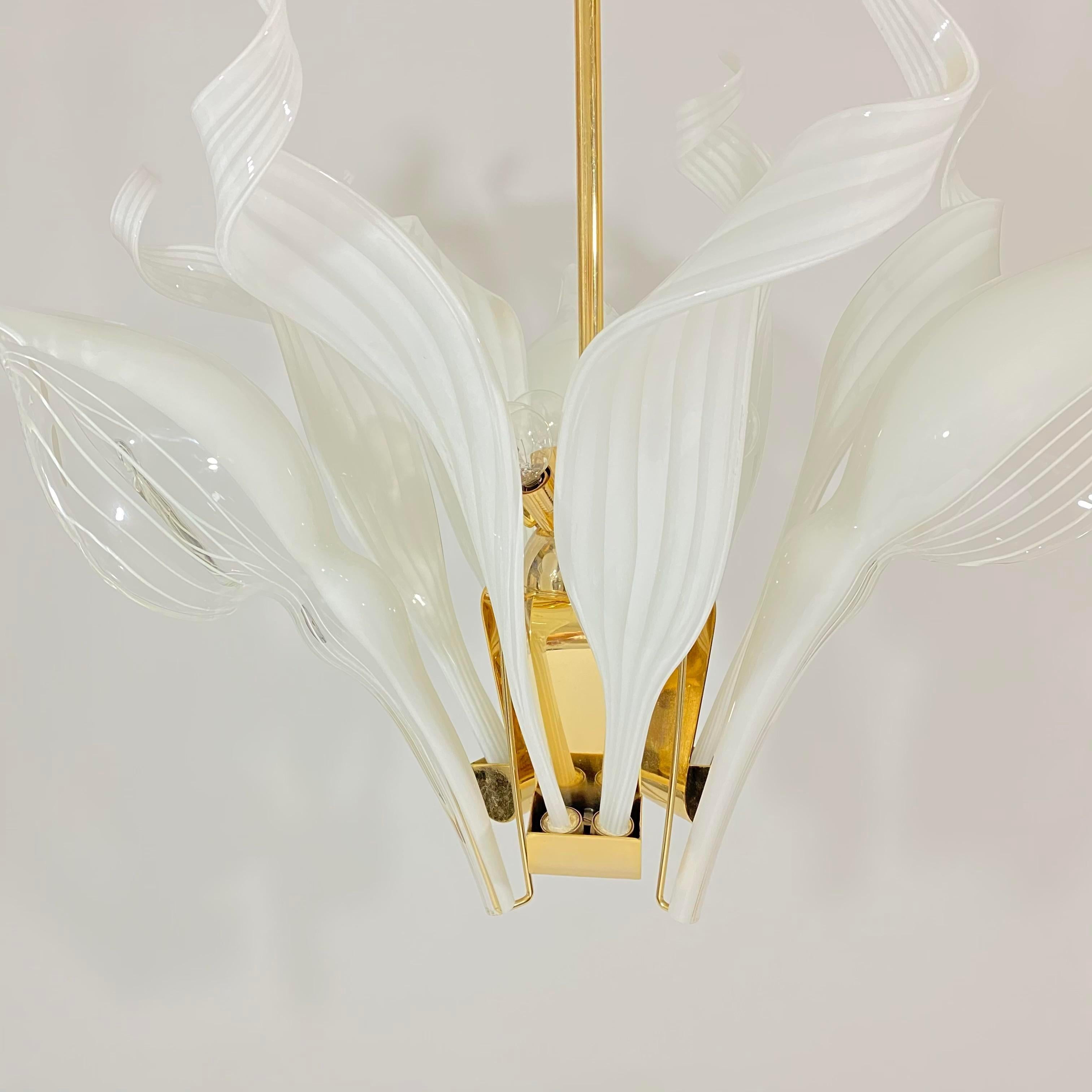 Franco Luce Murano Glass Calla Lilly and Ribbon Brass Chandelier For Sale 2