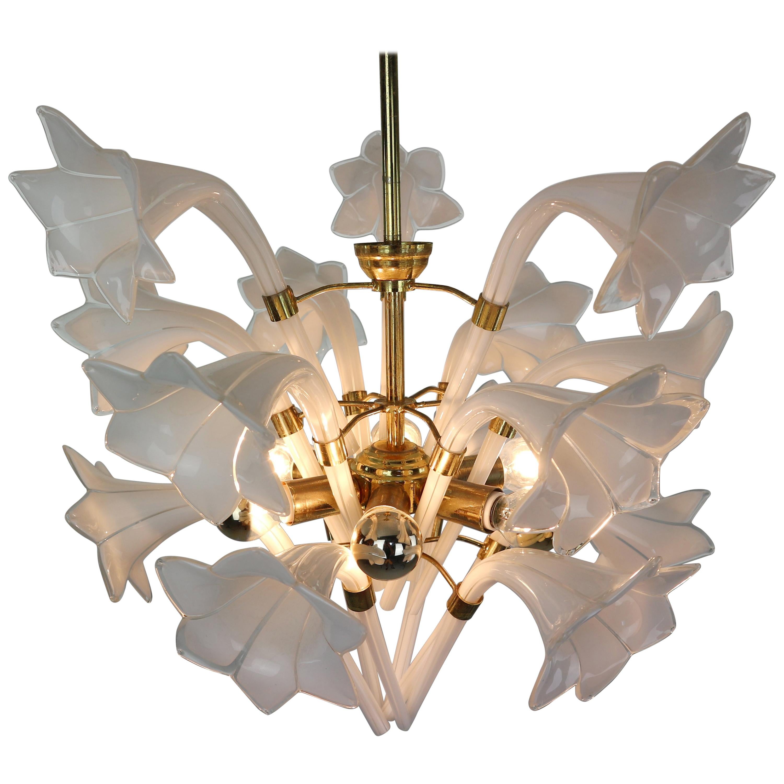 Franco Luce Murano Hand Blown Glass Calla-Lily Chandelier, 1950s