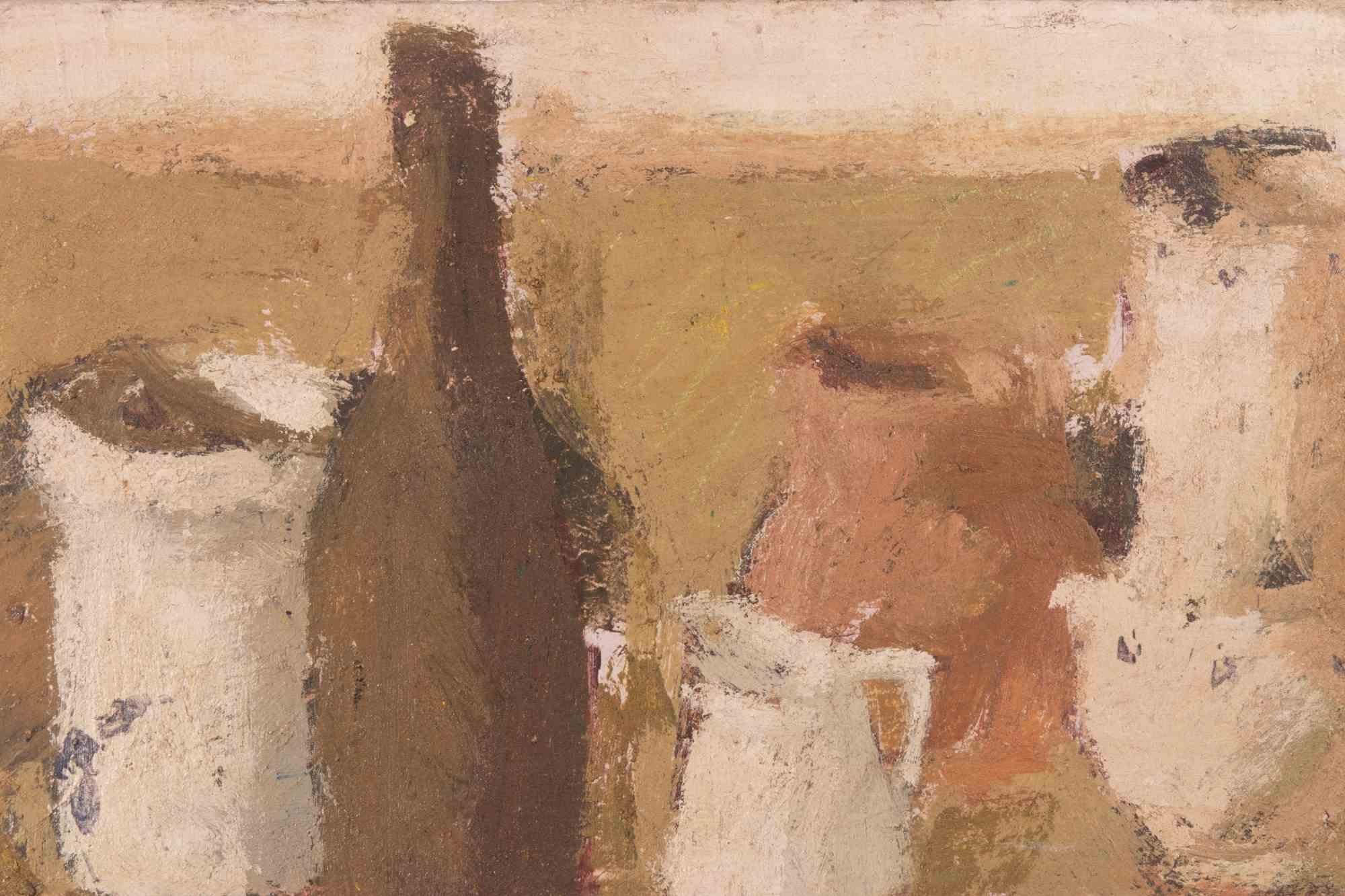 Naturaleza muerta  con Jarras, Jarrones y Botellas - Pintura de Franco Marzilli - Años 70 en venta 2