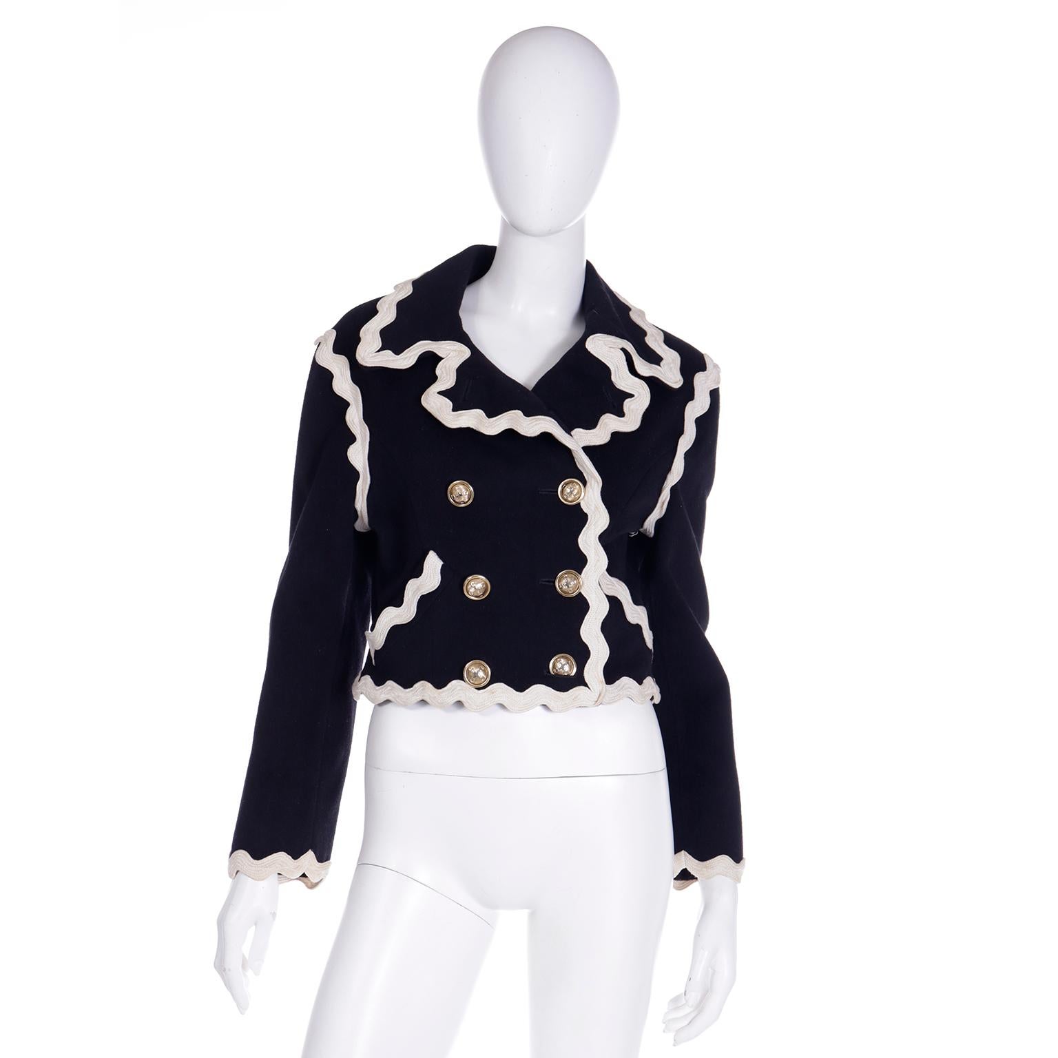 Franco Moschino Black Cropped Wool Jacket w Cream Rickrack & Gold CC Buttons In Good Condition In Portland, OR