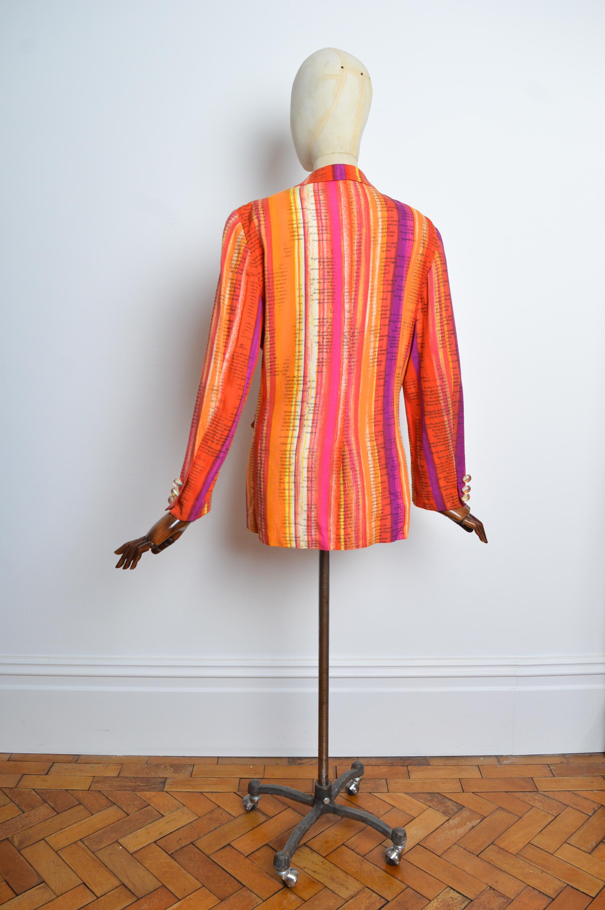 Franco Moschino Sunset Ombré paint stroke newspaper print Blazer - Jacket For Sale 7
