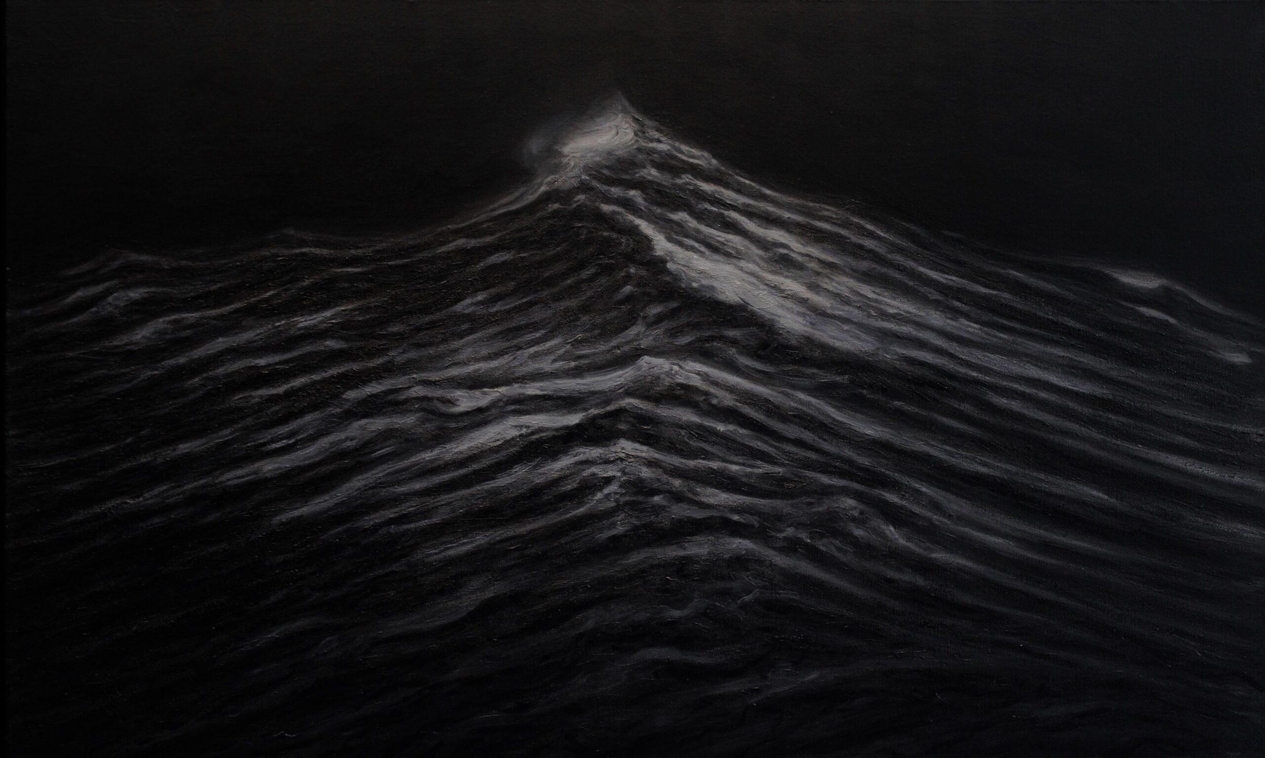 Requiem ist ein einzigartiges Gemälde des zeitgenössischen Künstlers Franco Salas Borquez in Öl auf Leinen mit den Maßen 73 × 116 cm (28,7 × 45,7 in). Die Abmessungen des gerahmten Kunstwerks (schwarzer Schattenbox) betragen 81 x 120 cm (31,8 x 47,2