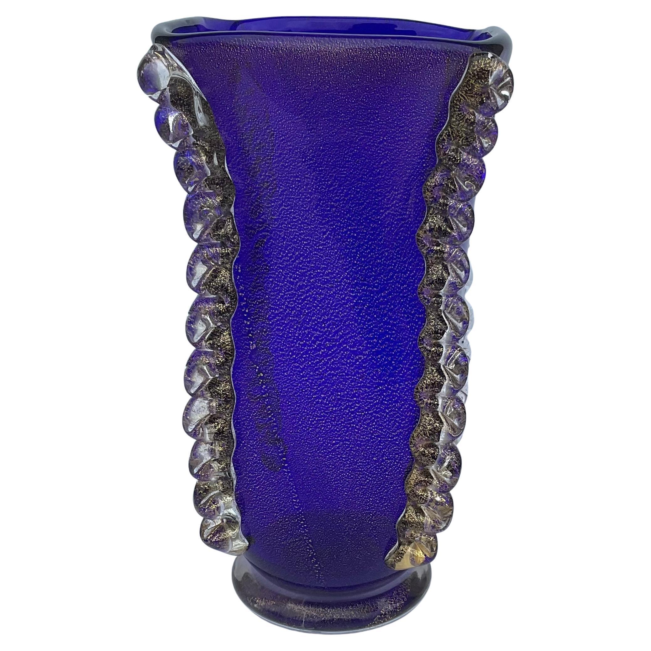Franco Schiavon Vibrant Blue Murano Art Glass Vase with Gold Handles and Dust In Good Condition For Sale In Ann Arbor, MI