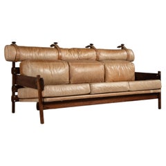 'Franco' Sofa in solid hard wood, Sérgio Rodrigues, Brazilian Mid-Century Modern