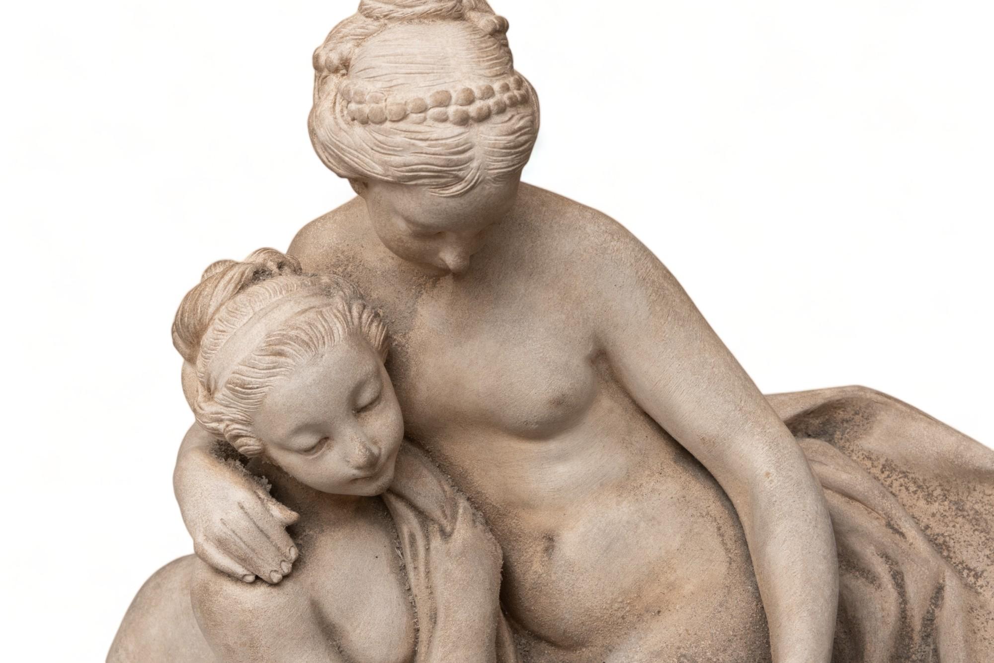 Francois Boucher (später) Antike Sevres-Terrakotta-Skulptur von Leda und  (Französisch) im Angebot