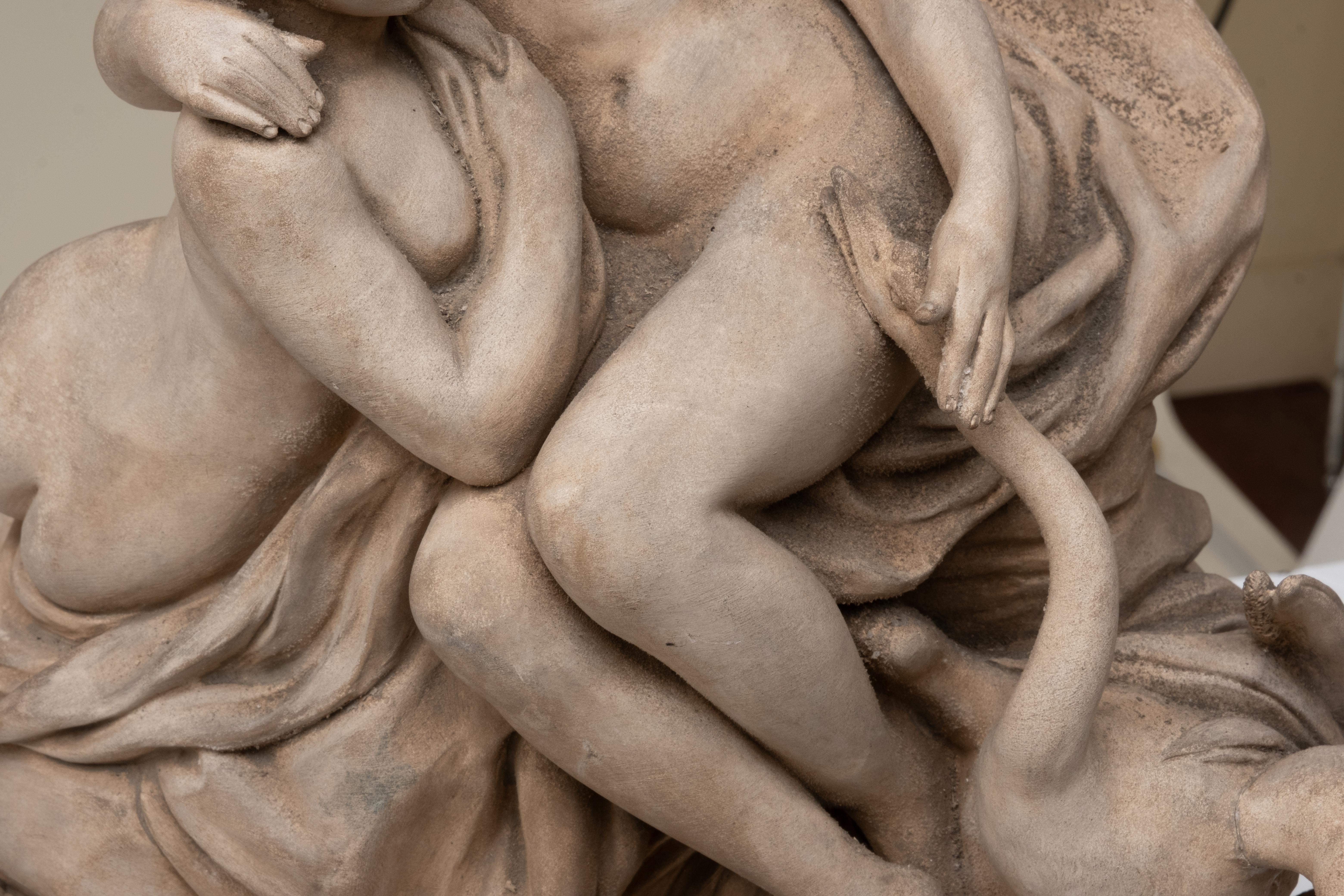 Francois Boucher (später) Antike Sevres-Terrakotta-Skulptur von Leda und  im Zustand „Gut“ im Angebot in Hudson, NY