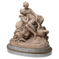 Francois Boucher (d'après) Sculpture ancienne en terre cuite signée de Sèvres représentant Léda et son fils 