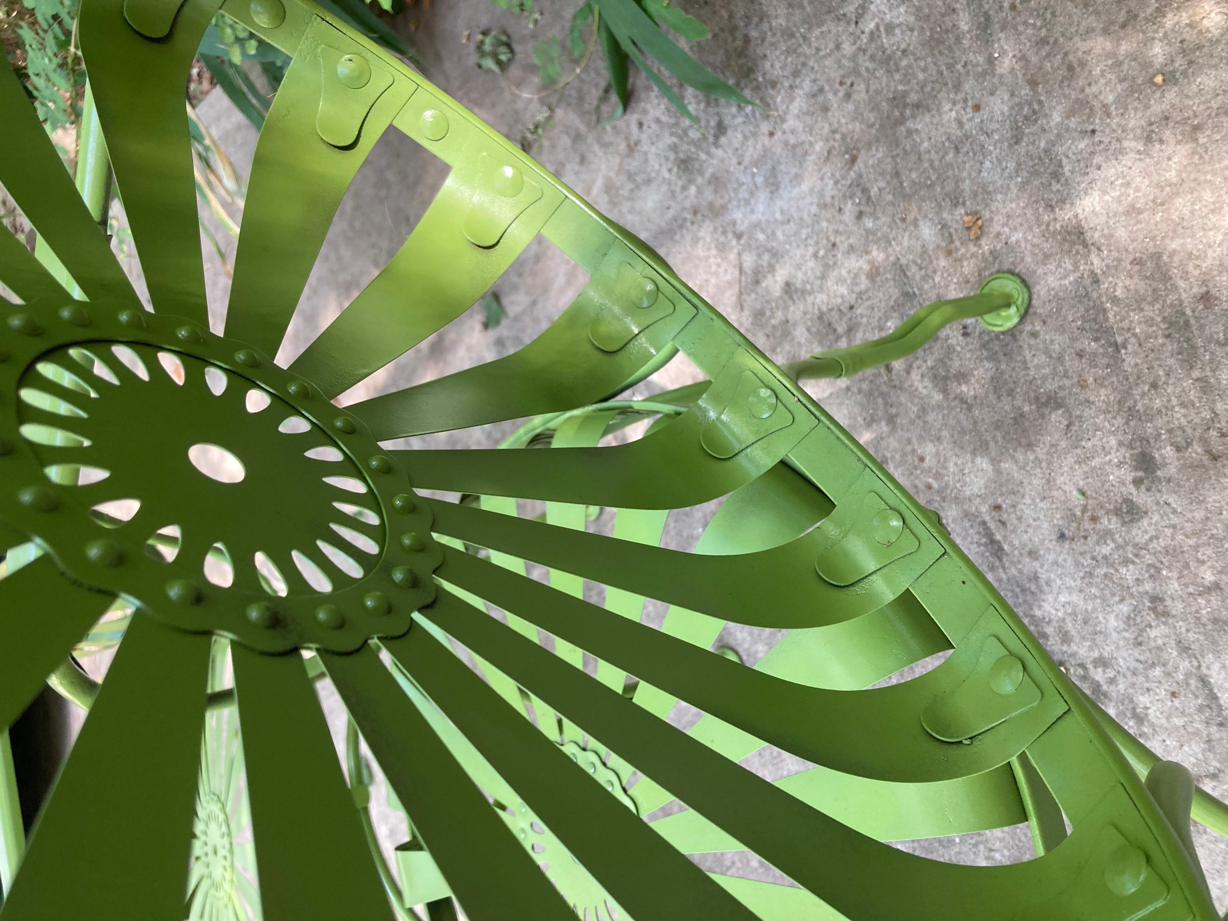 recently sandblasted, primed and painted. satin hue of eden green, circa 1940’s


Gorgeous Spring Green color, specialty outdoor paint… perfect for porch and patio… indoors or outside.

spring steel seats 

no maker’s mark

shipping from athens, ga
