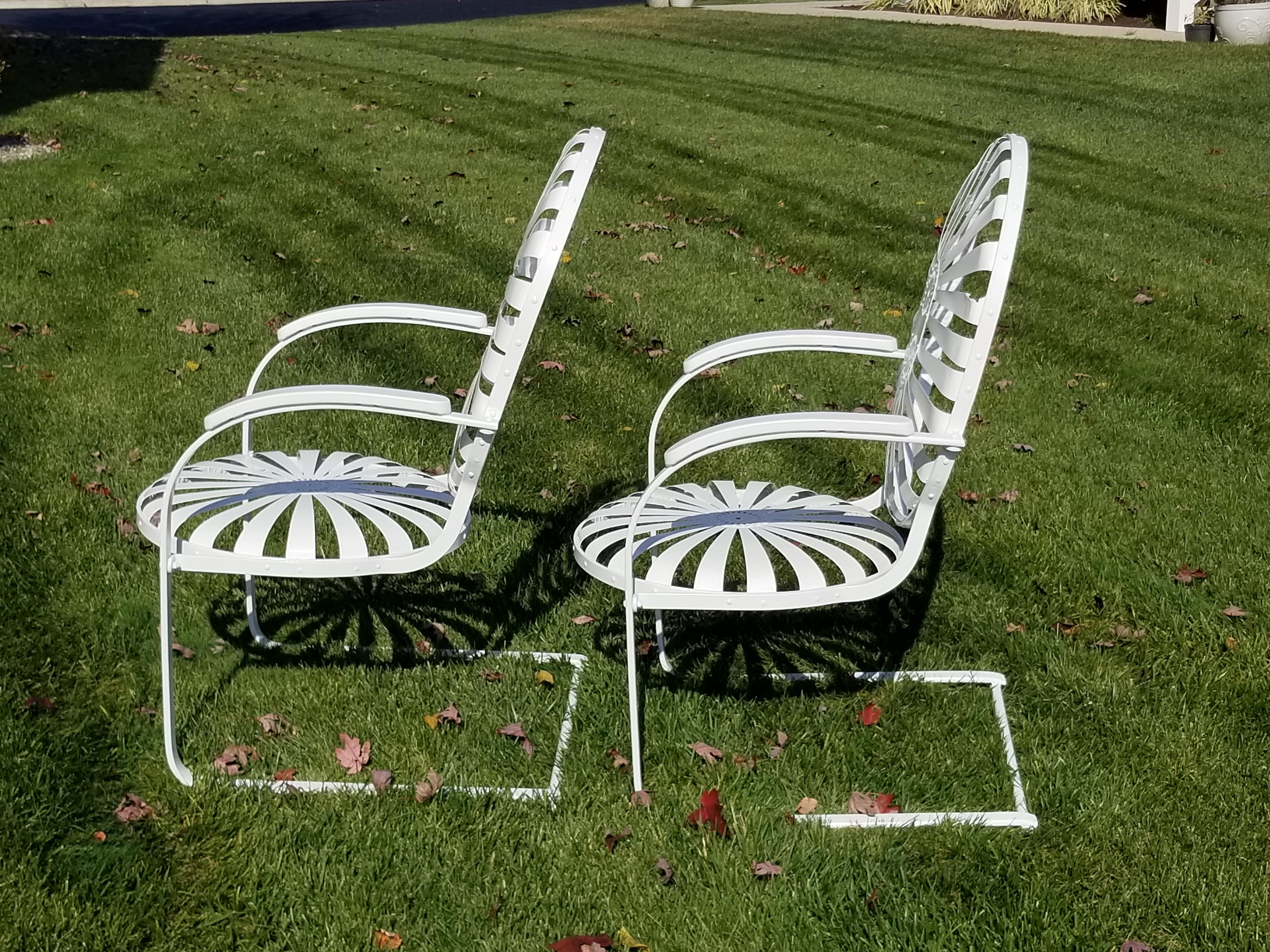 Französische Art-déco-Stühle von Francois Carre, restauriert in Weiß im Angebot 2