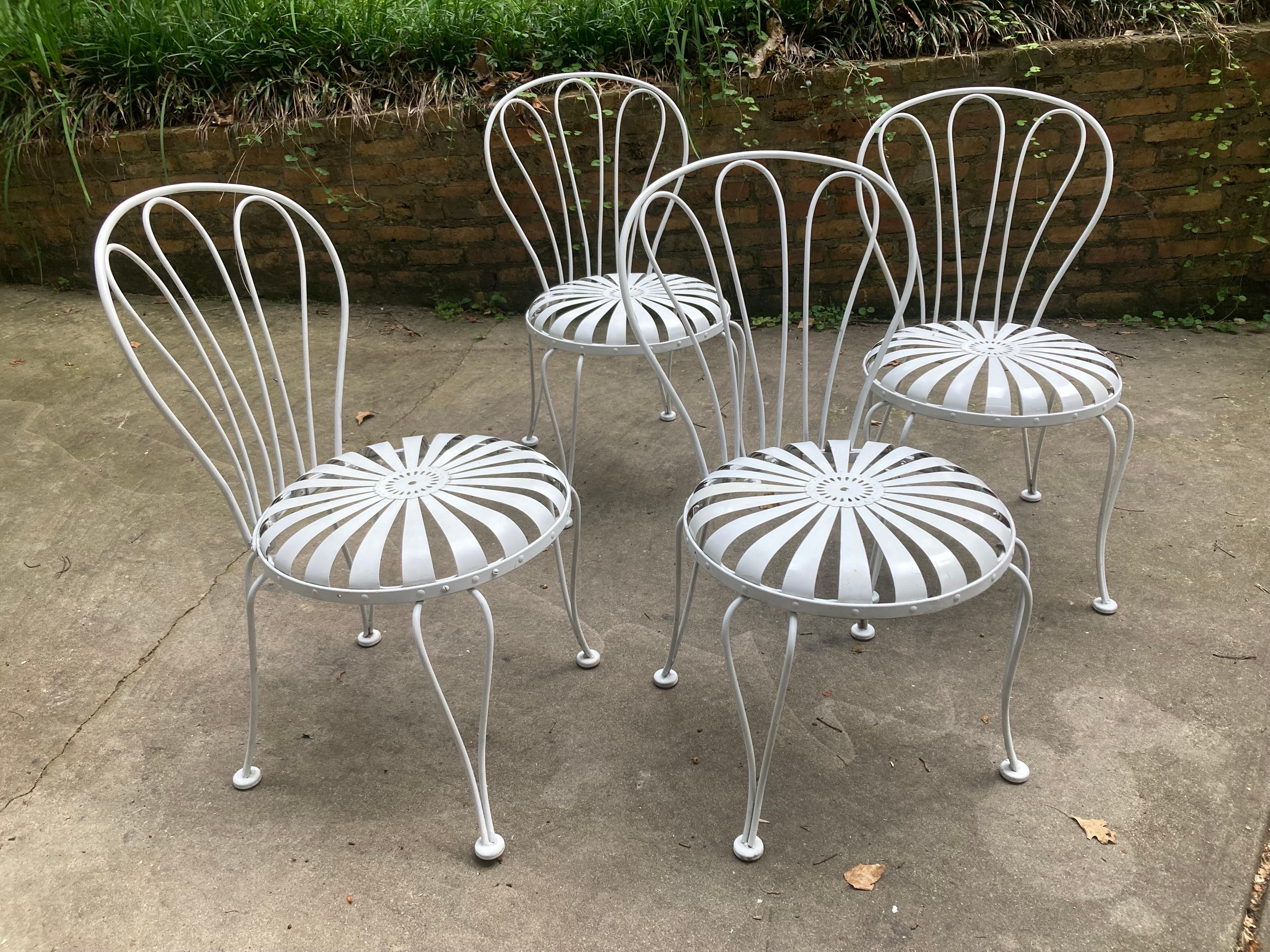 in impeccable condition, recently sandblasted and professionally painted. should do well inside or out of doors… sold as a set. shipping from athens, ga
22ʺW × 23ʺD × 34ʺH