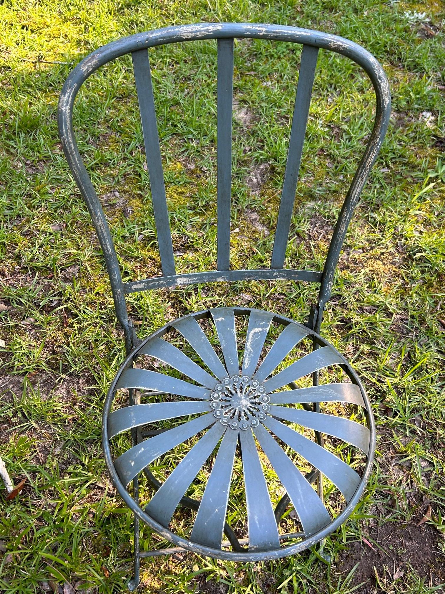 Francois Carre Strap Iron Folding Chairs - Set of 3 In Good Condition For Sale In Evans, GA