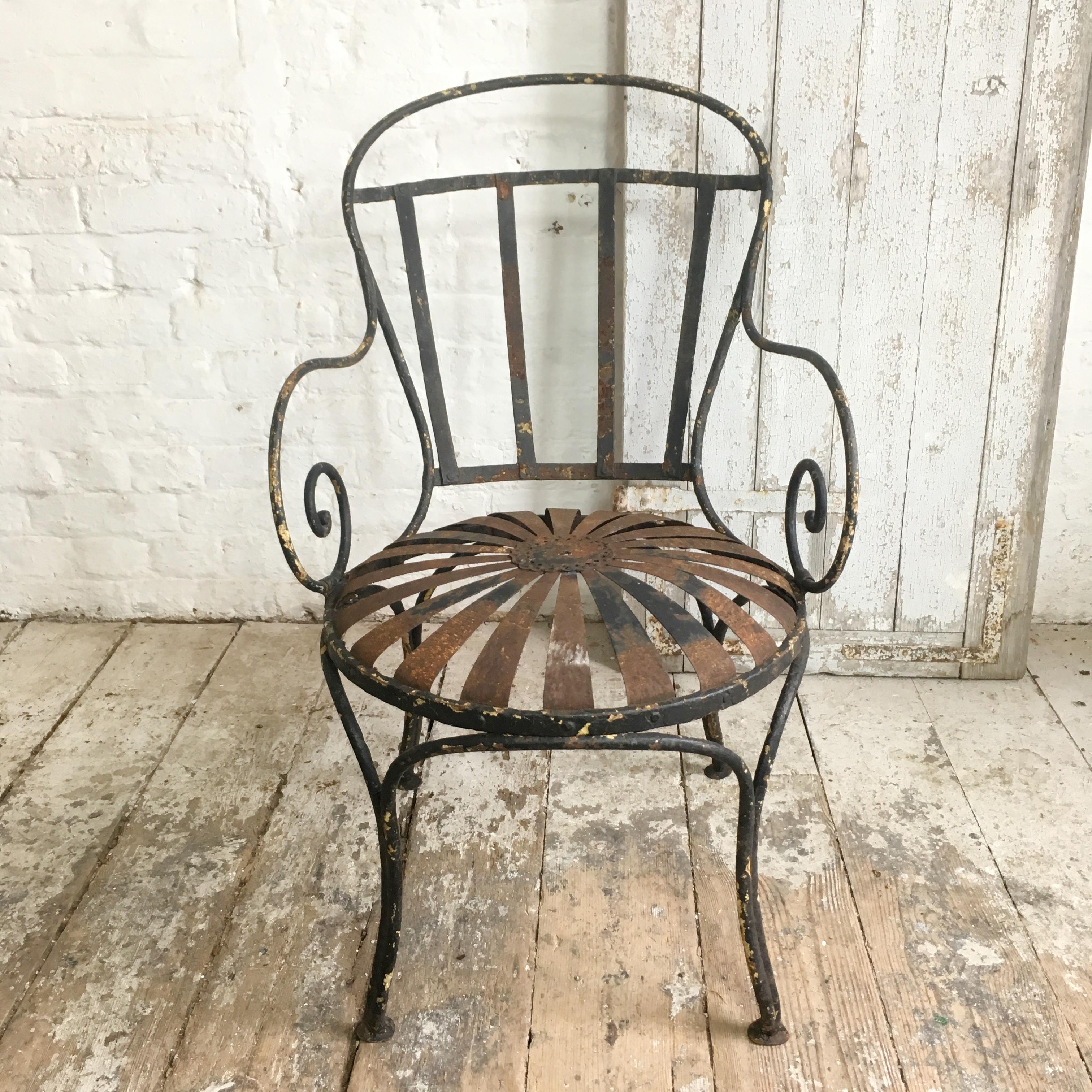 Francois Carre Sunburst Garden Chair, circa 1920s In Good Condition In Hastings, GB