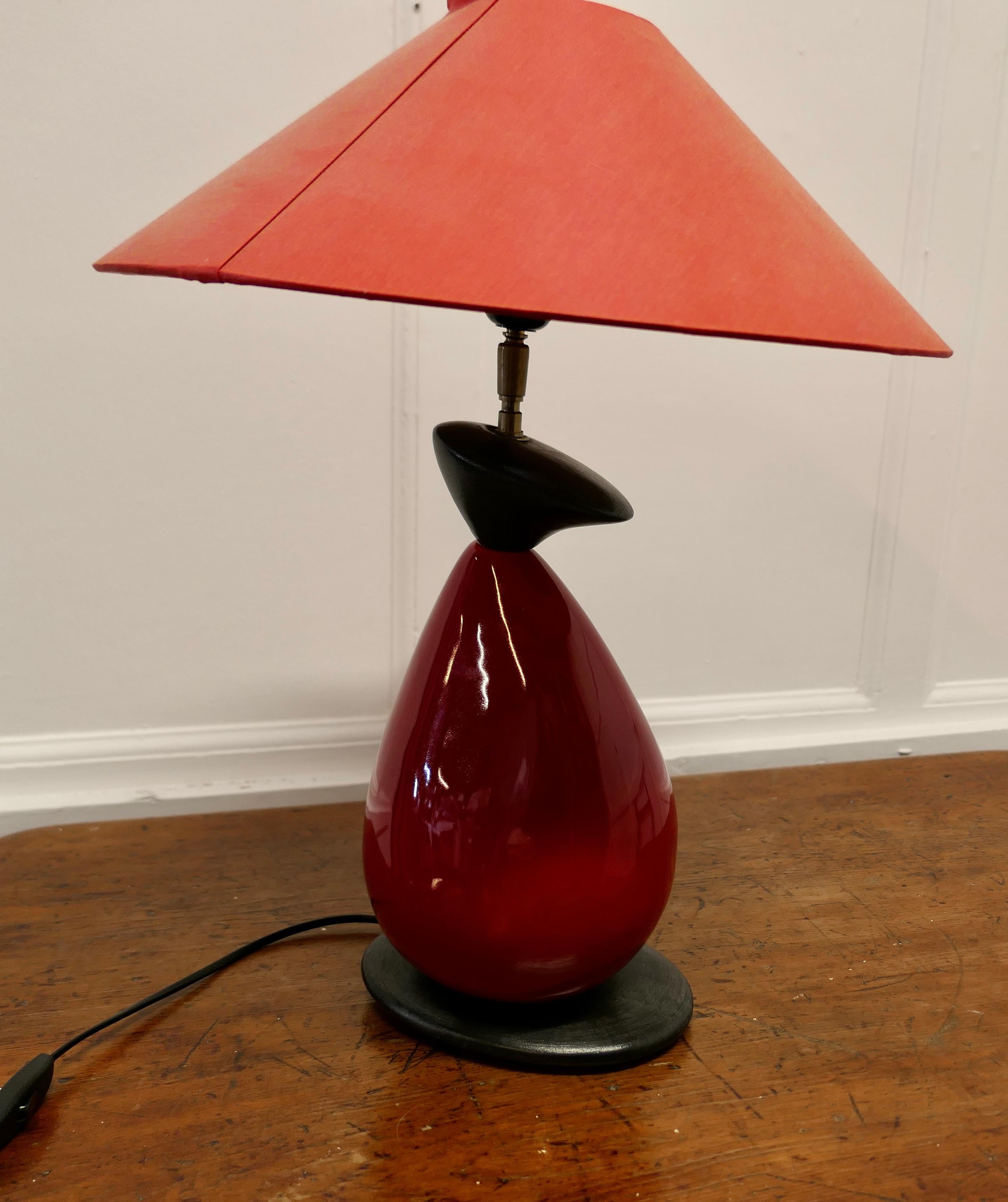 Francois Chatain Pebble Lamp from France a Charming Piece in Dark Red and Black In Good Condition For Sale In Chillerton, Isle of Wight