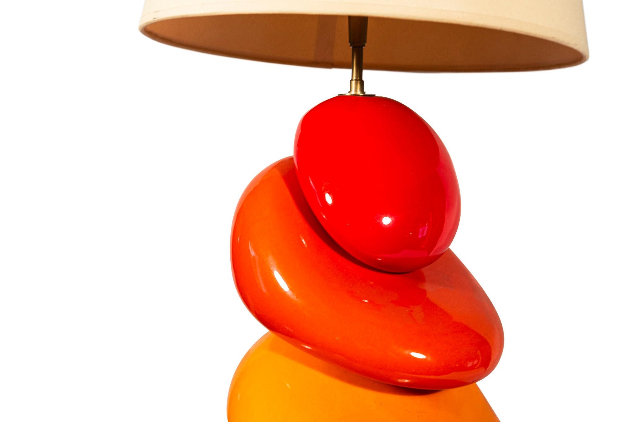 François Chatain,
Table lamp,
Painted ceramic,
Signed,
circa 1970, France.

Measures: Height 91 cm, depth 33 cm, width 27 cm.