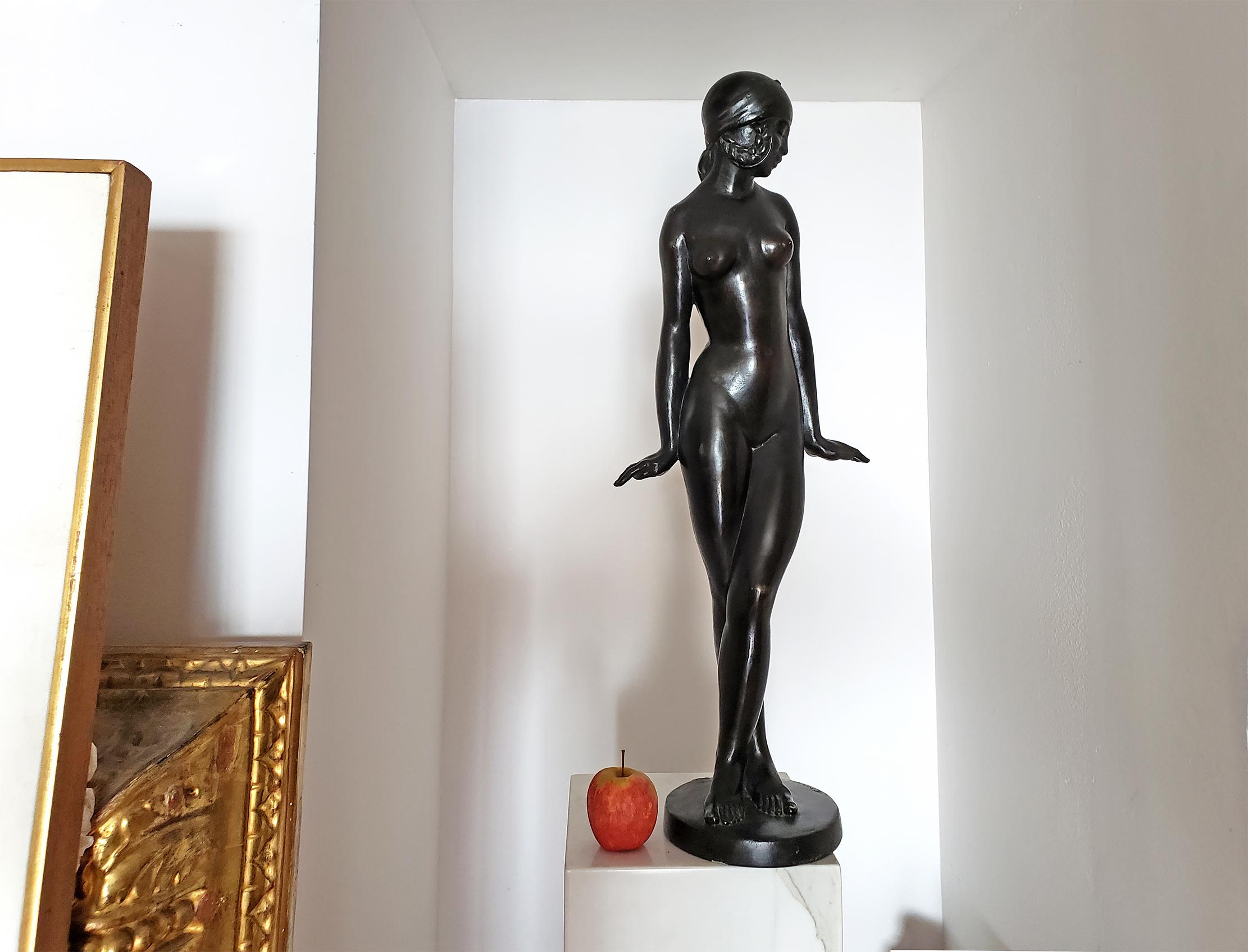 Bronze Art Déco,  Danseuse danseuse française d'une jeune fille nue  en vente 8