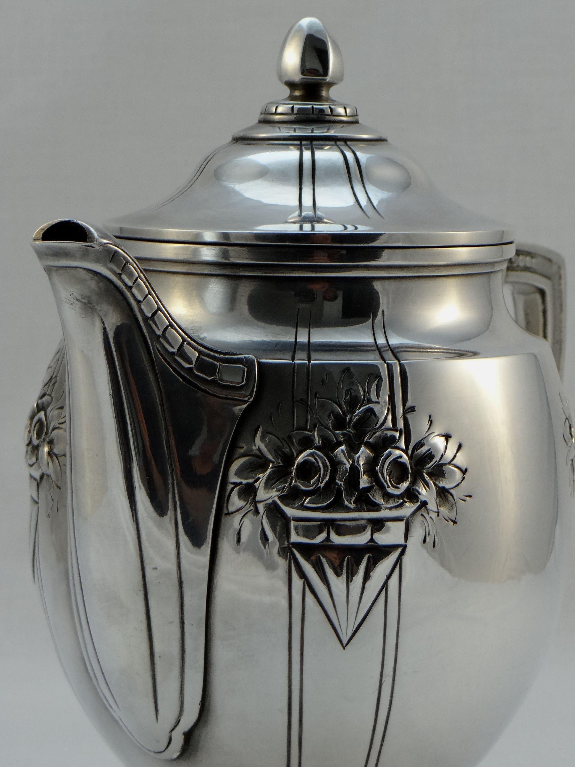 François Frionnet Art Nouveau Silver Coffee / Tea Set, 1915-1920 For Sale 2