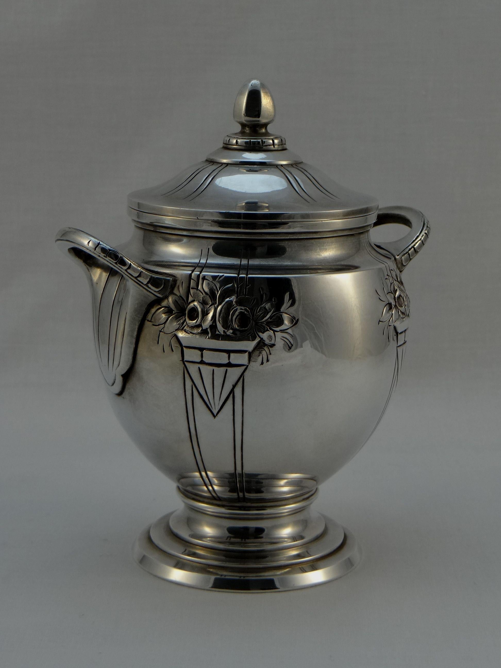 Early 20th Century François Frionnet Art Nouveau Silver Coffee / Tea Set, 1915-1920 For Sale