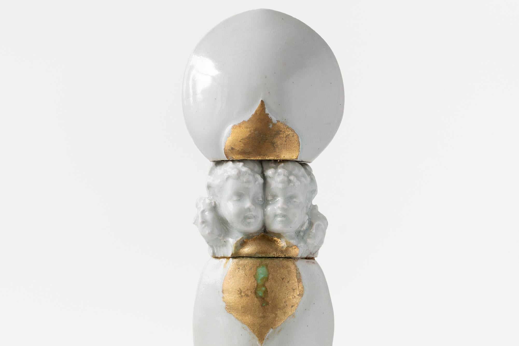 François Gueneau, Diseño francés, Escultura de porcelana del siglo XX, Firmado en Bueno estado para la venta en London, GB