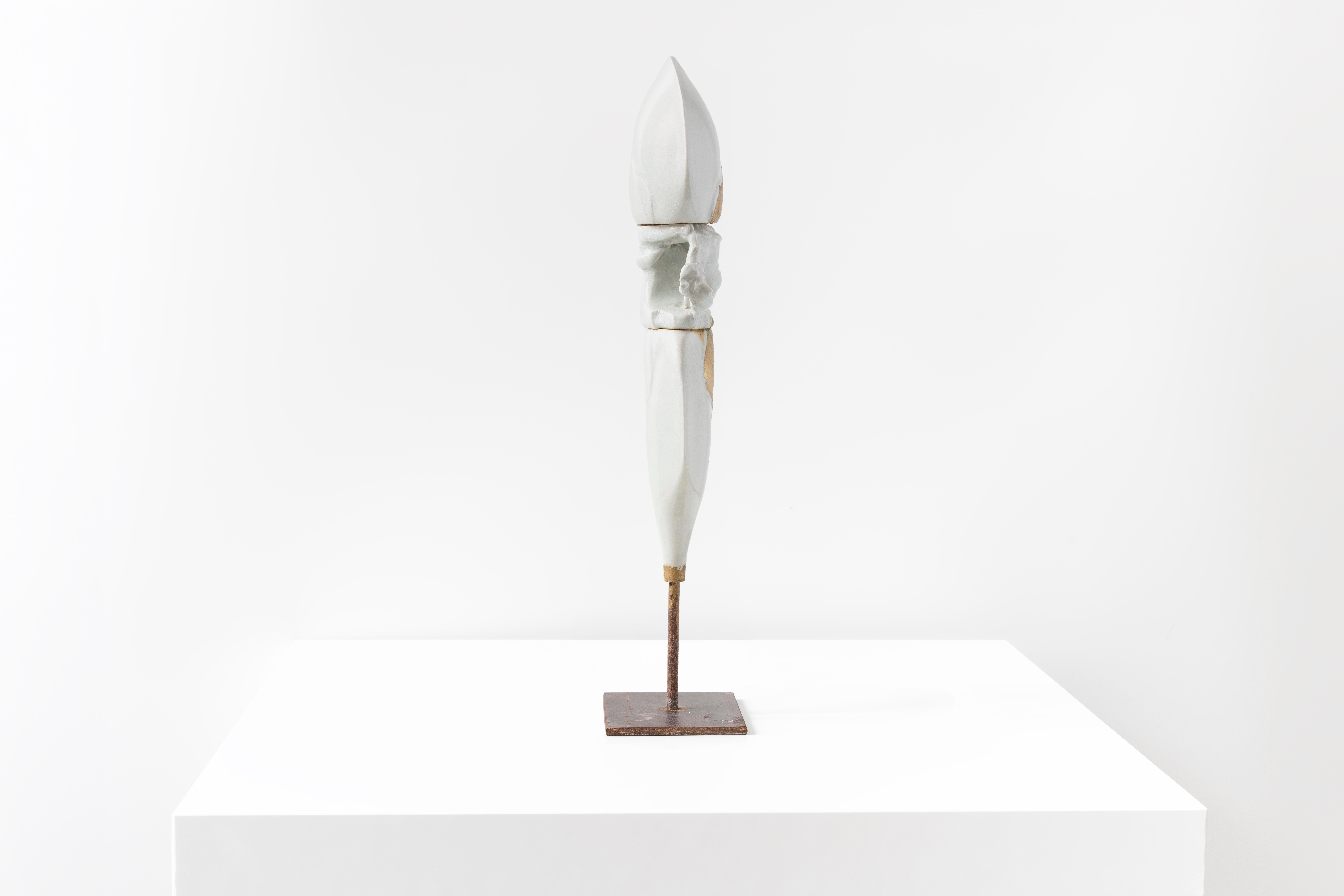 François Gueneau, Diseño francés, Escultura de porcelana del siglo XX, Firmado en venta 1