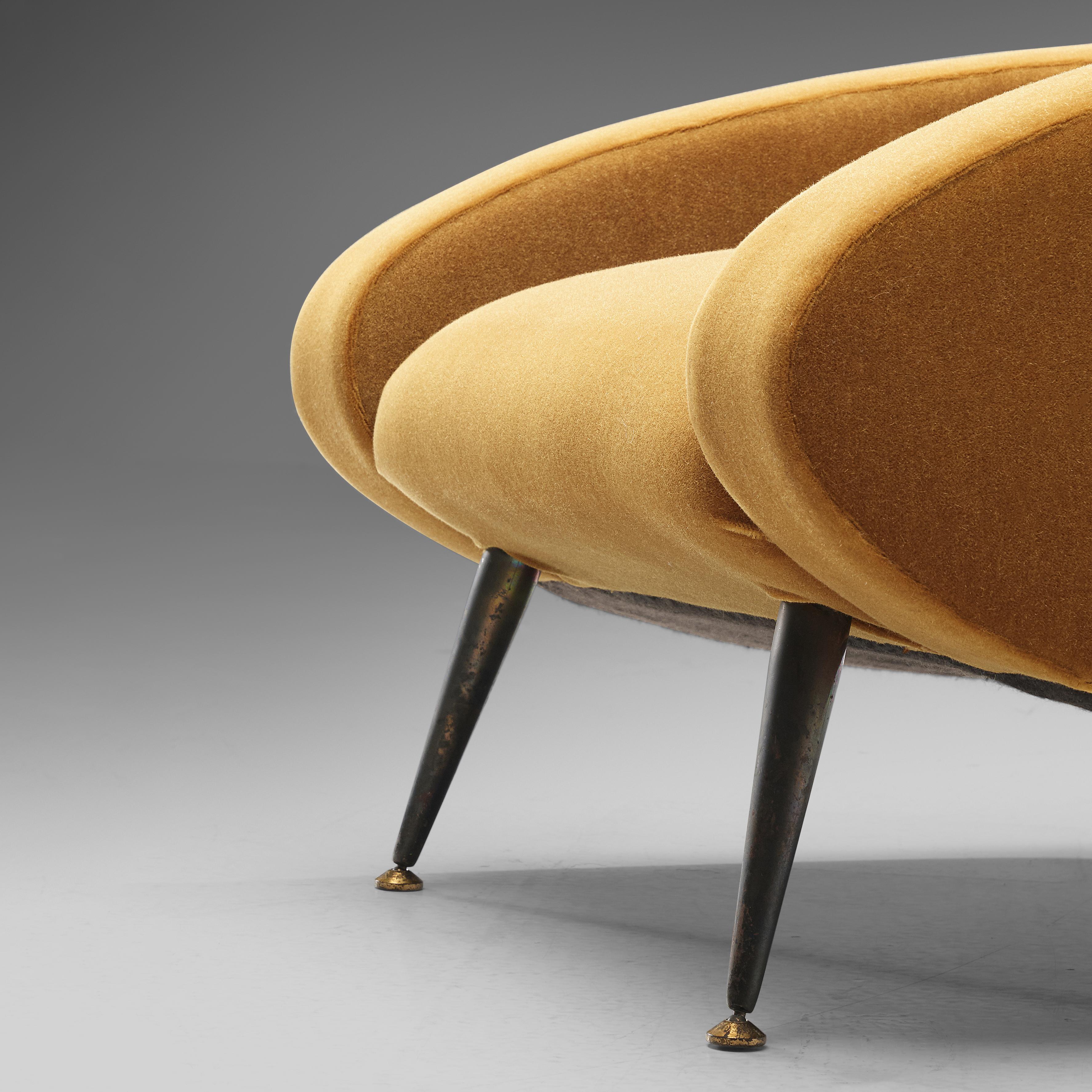 François Letourneur Lounge Chair in Reupholstered in Yellow Velvet Upholstery In Good Condition In Waalwijk, NL