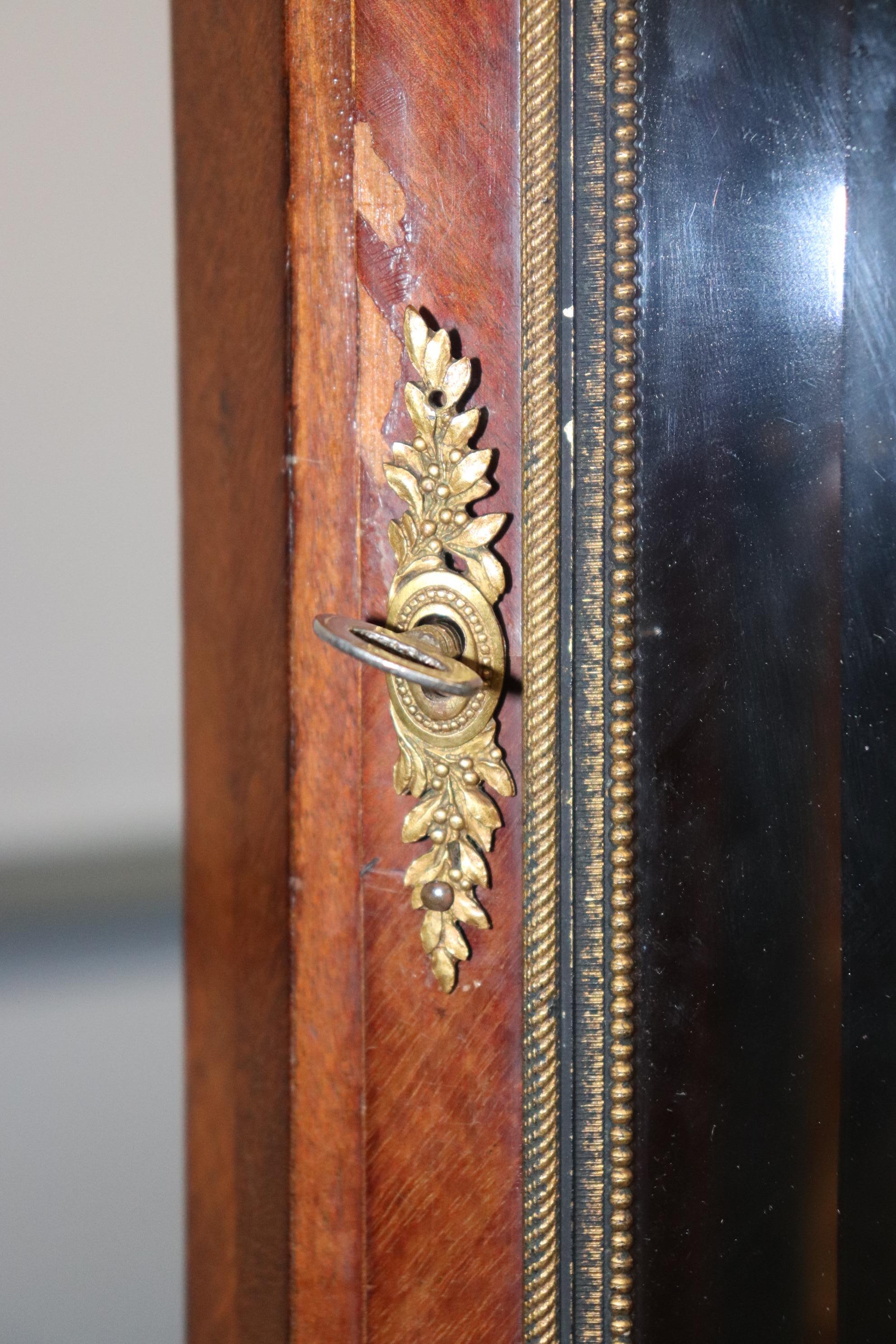 Francois Linke Attributed French Louis XV Style Walnut Bronze Mounted Vitrine 11