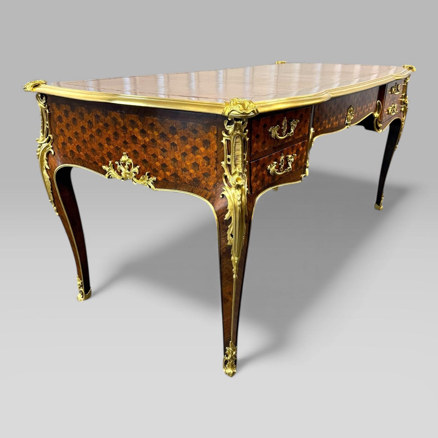 François Linke French Louis XVI Ormolu Kingwood Bureau Plat Desk, c.1889 In Good Condition For Sale In King's Lynn, GB