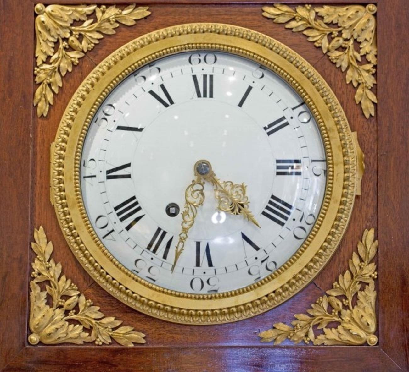 Francois Linke Gilt Bronze Mounted Kingwood and Satine Regulateur De Parquet In Good Condition For Sale In West Palm Beach, FL