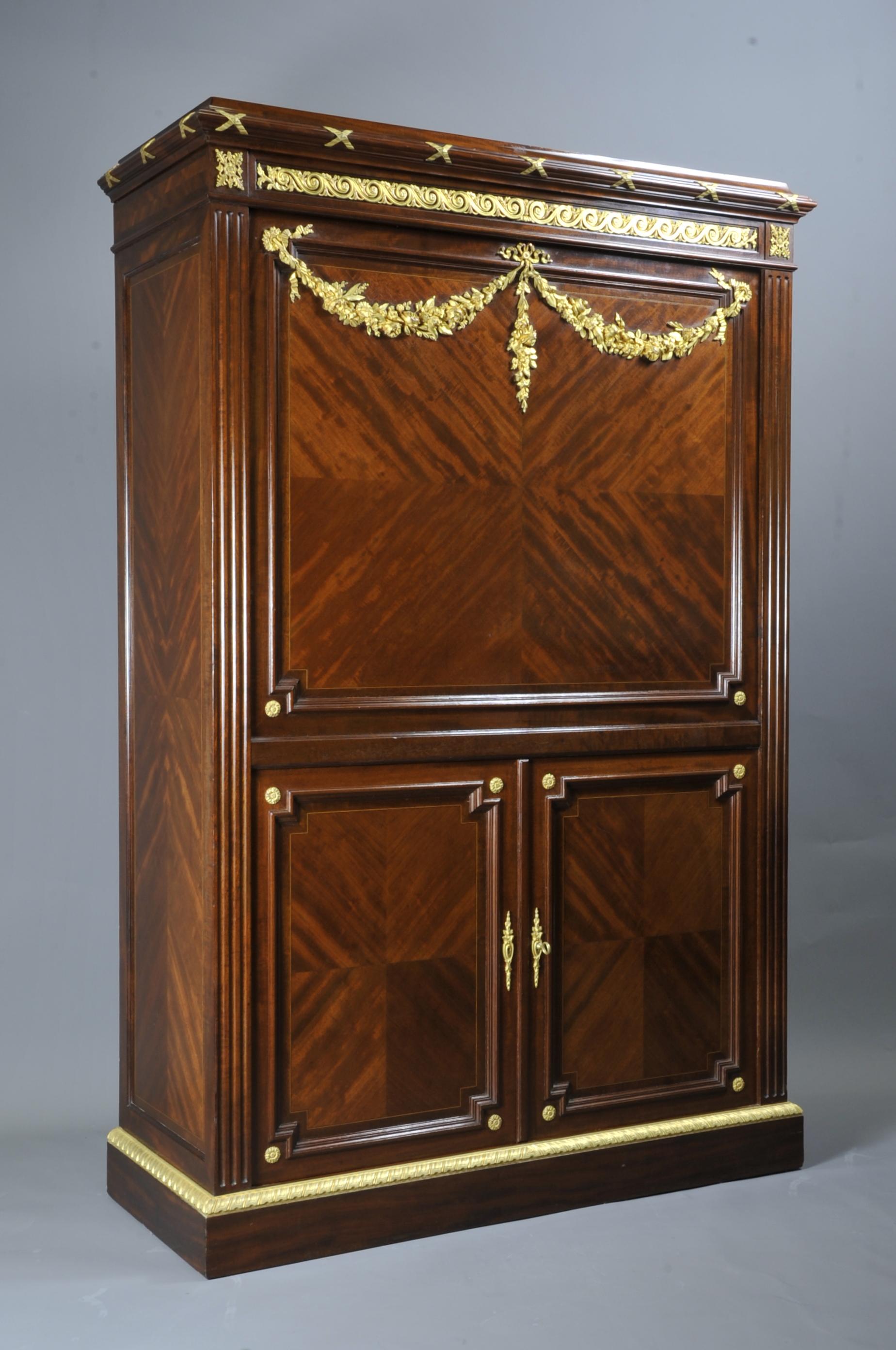 François Linke, Ormolu and Mahogany Secretaire After Riesener In Good Condition For Sale In BARSAC, FR